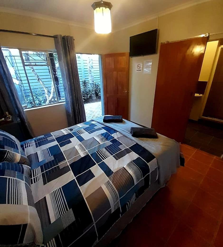 29B Zebra Street - InHimwe Guesthouse view 4