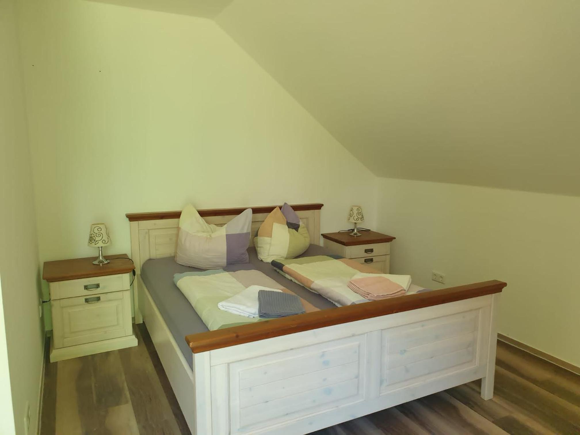 Ferienwohnung 3 - Gourmetzimmer view 2