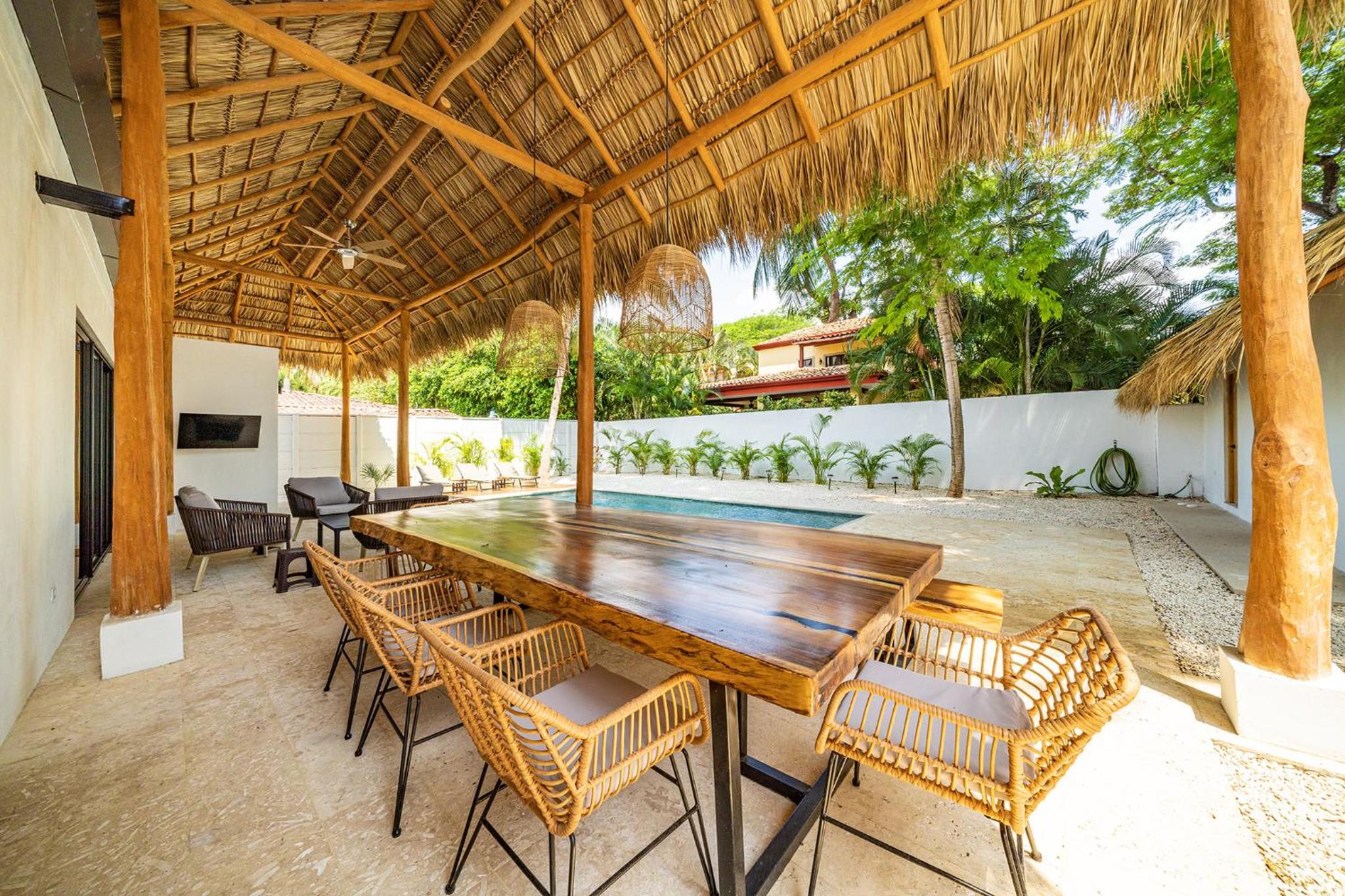 Tropical brand new 4 BR gem in Potrero near beach - Casa Marzo