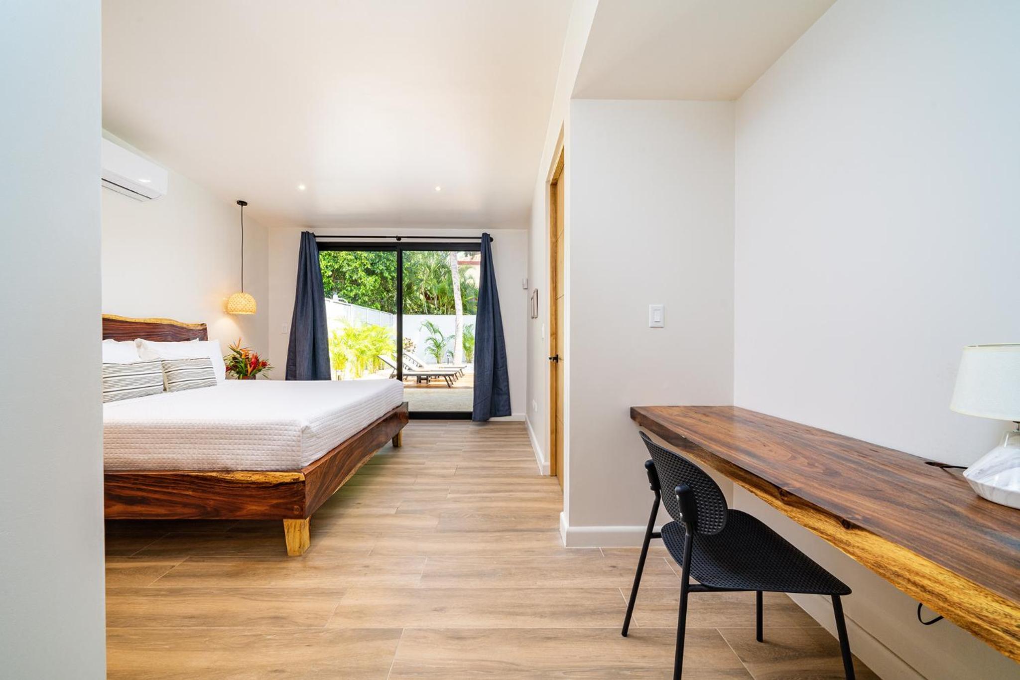 Tropical brand new 4 BR gem in Potrero near beach - Casa Marzo