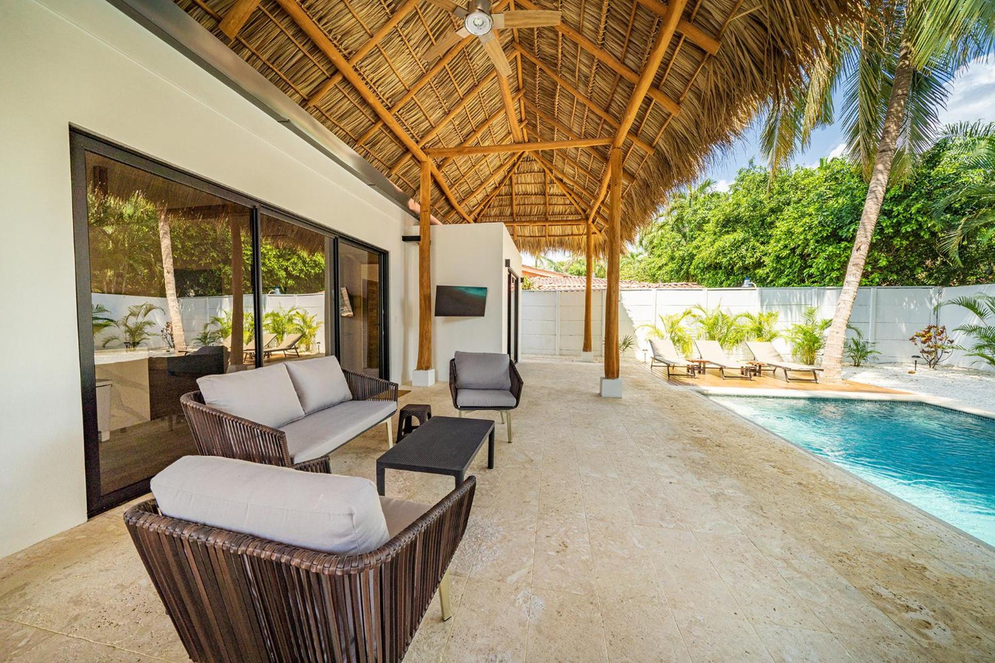 Tropical brand new 4 BR gem in Potrero near beach - Casa Marzo