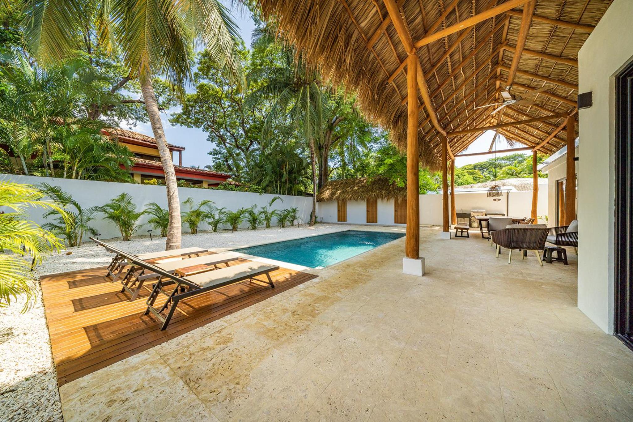 Tropical brand new 4 BR gem in Potrero near beach - Casa Marzo