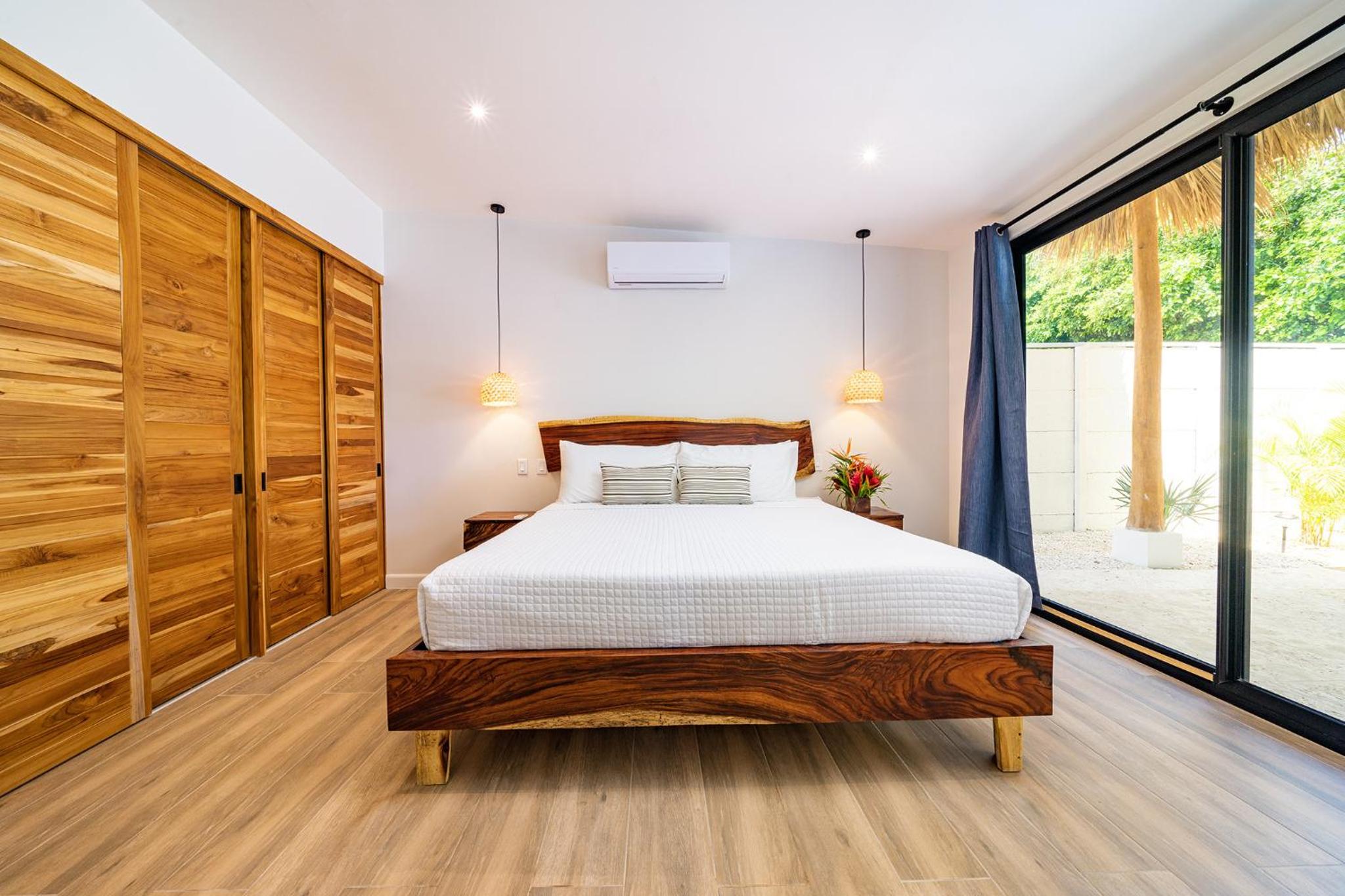Tropical brand new 4 BR gem in Potrero near beach - Casa Marzo