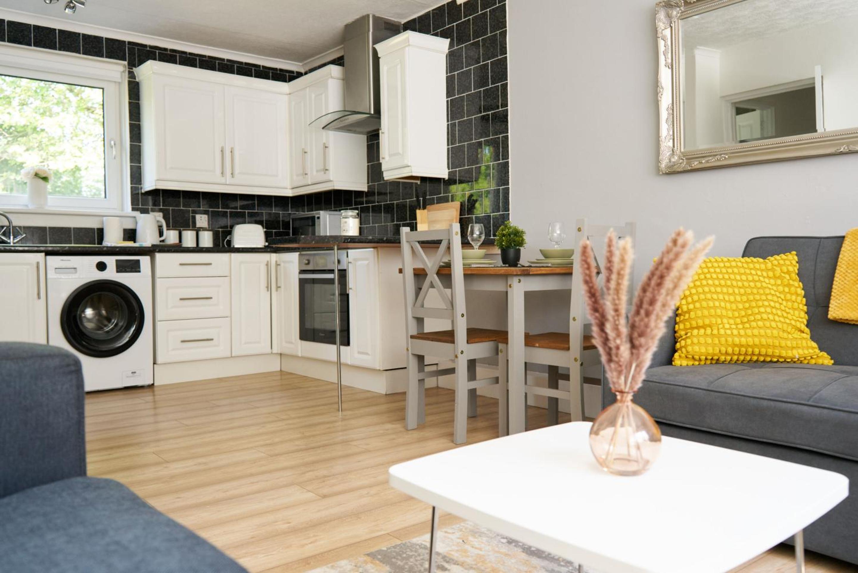 Rotherwood Apartment