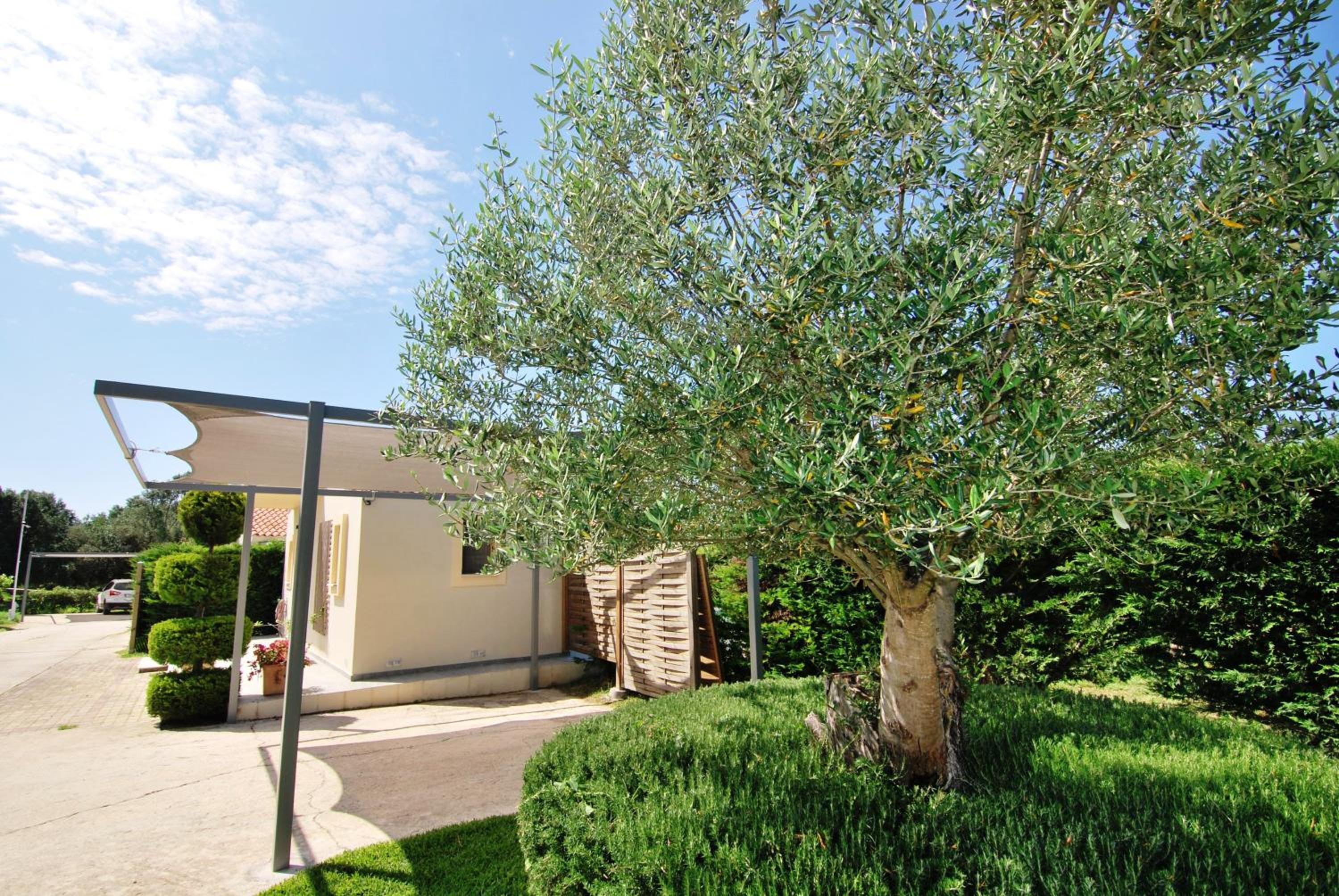 Cypress Garden Villas