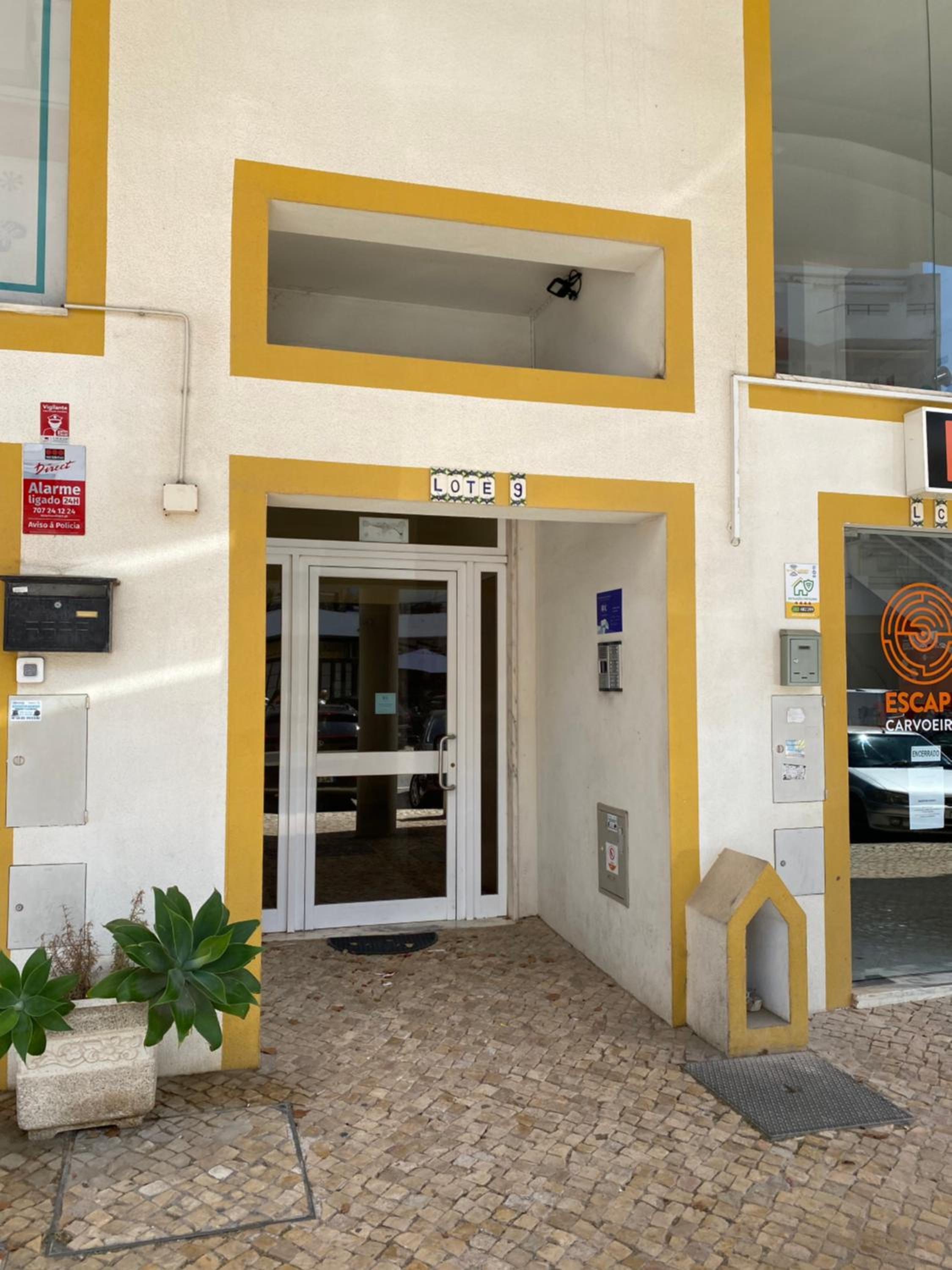 Carvoeiro Vacations - Leta s Beach House - Property Image 4