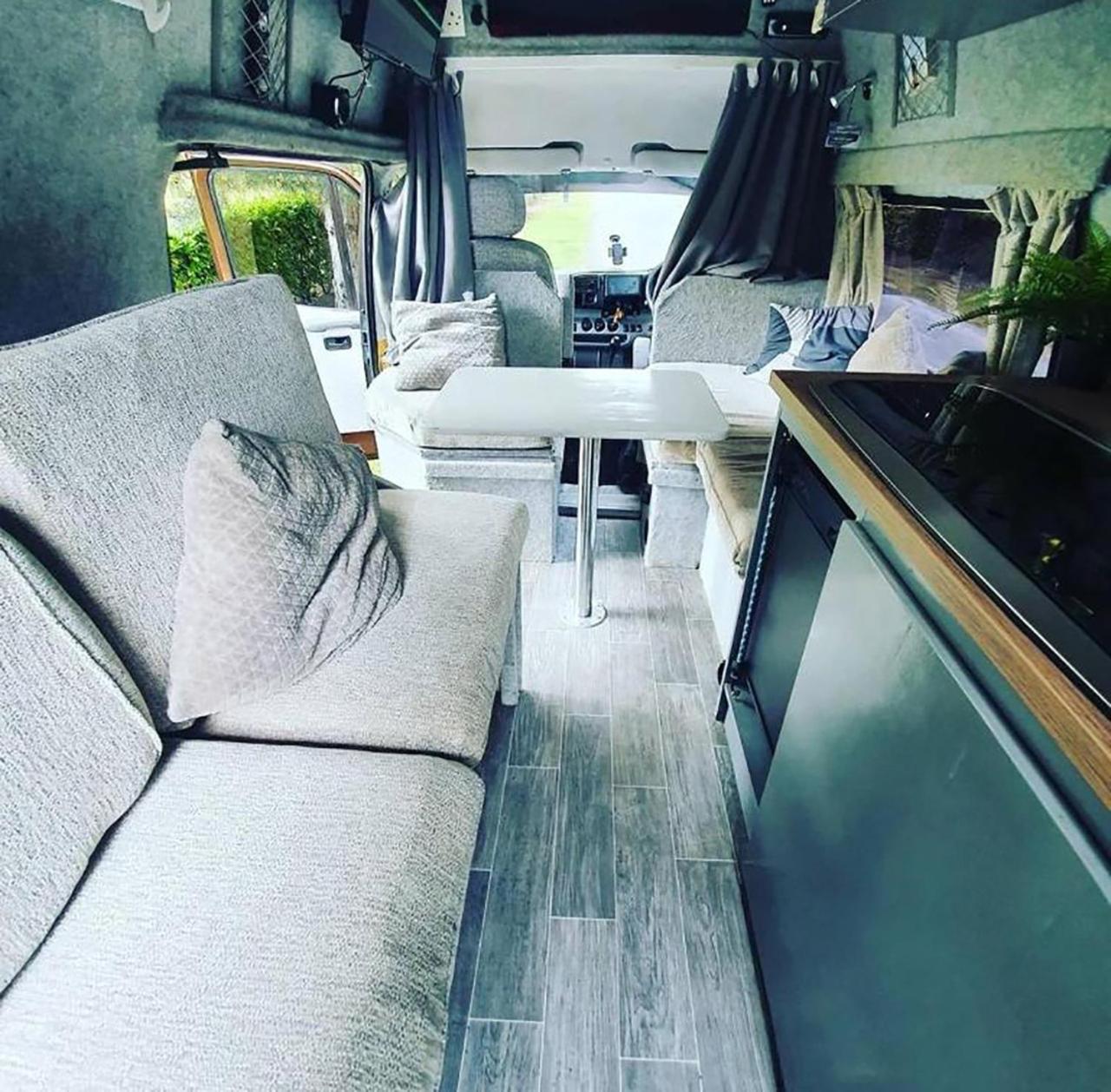 RETRO CAMPER HIRE LTD Campervan Hire Company