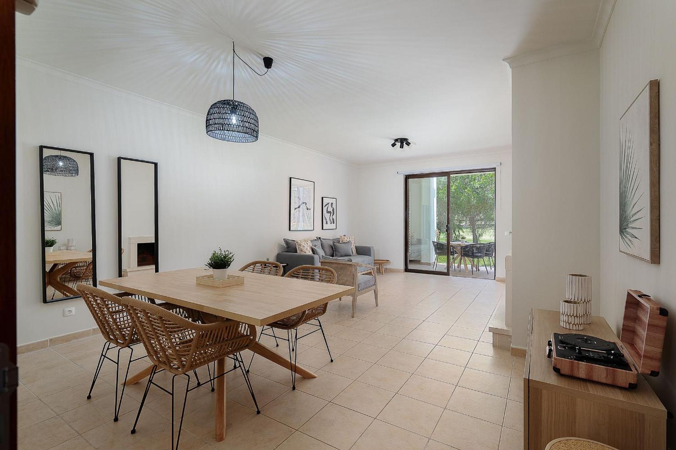 Dream 2BDR Apartment W/Pool by LovelyStay view 5