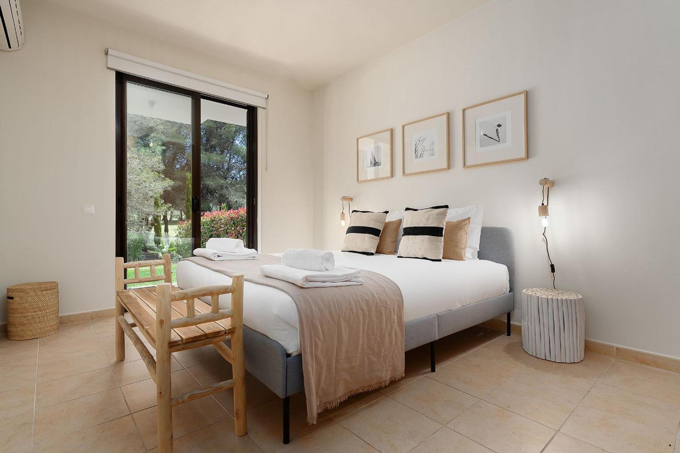 Dream 2BDR Apartment W/Pool by LovelyStay view 3
