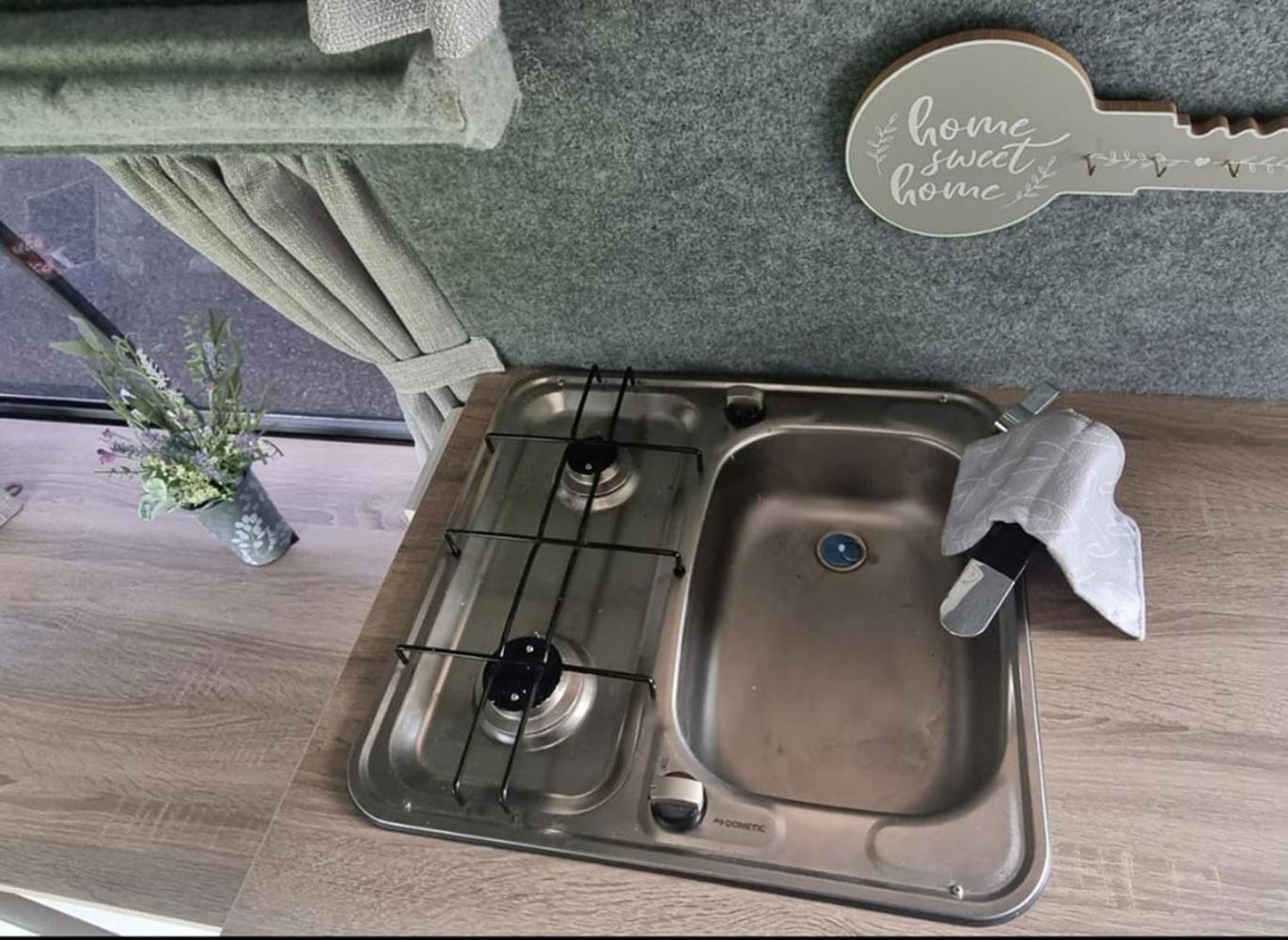RETRO CAMPER HIRE LTD Campervan Hire Company