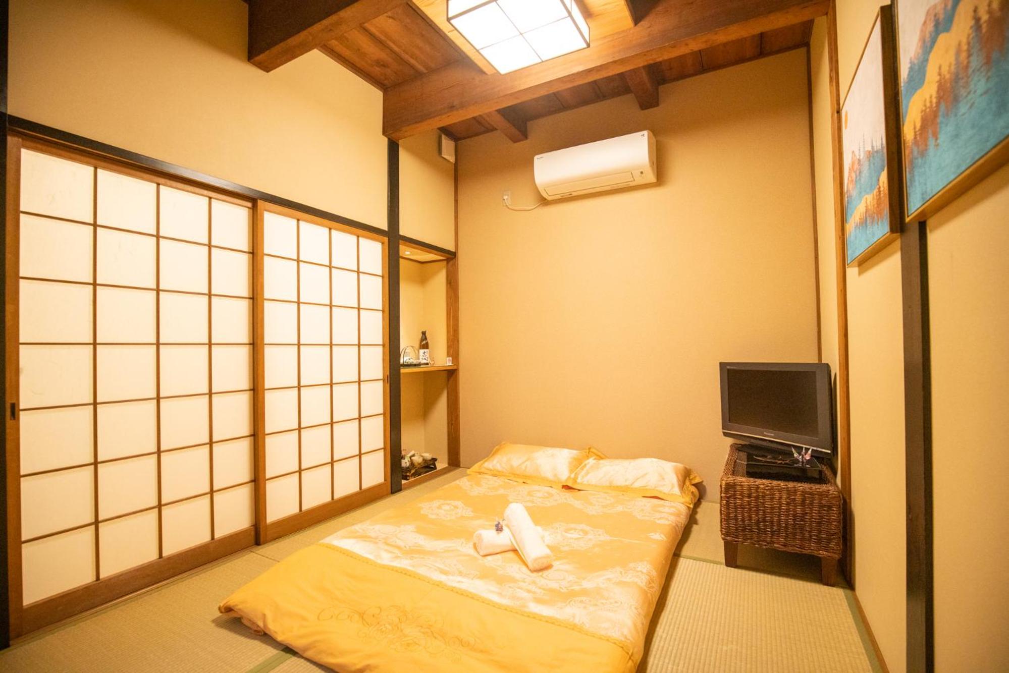 Akiko Fukuya Town Villa