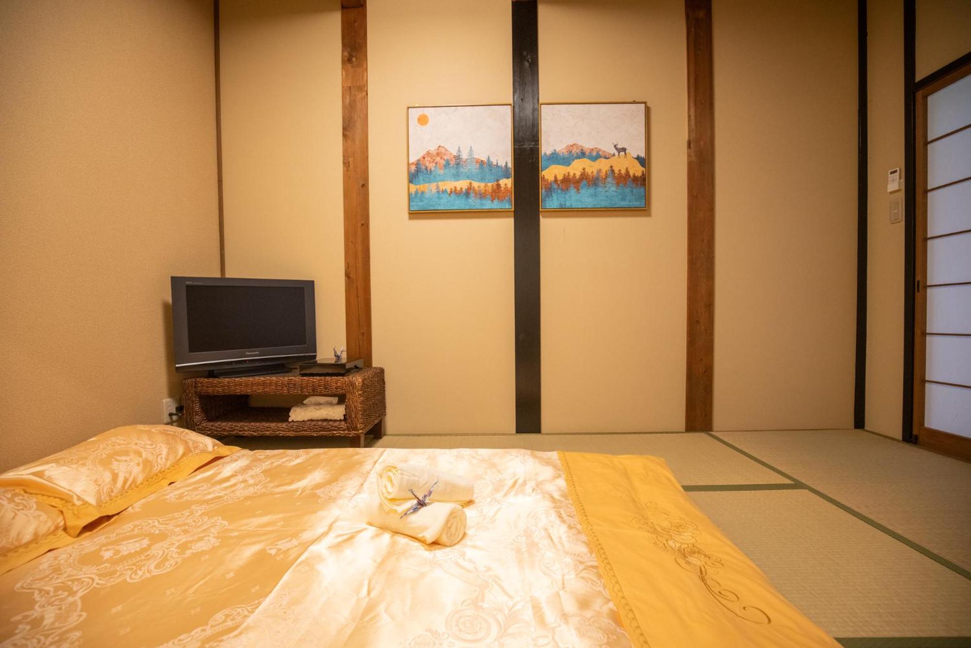Akiko Fukuya Town Villa