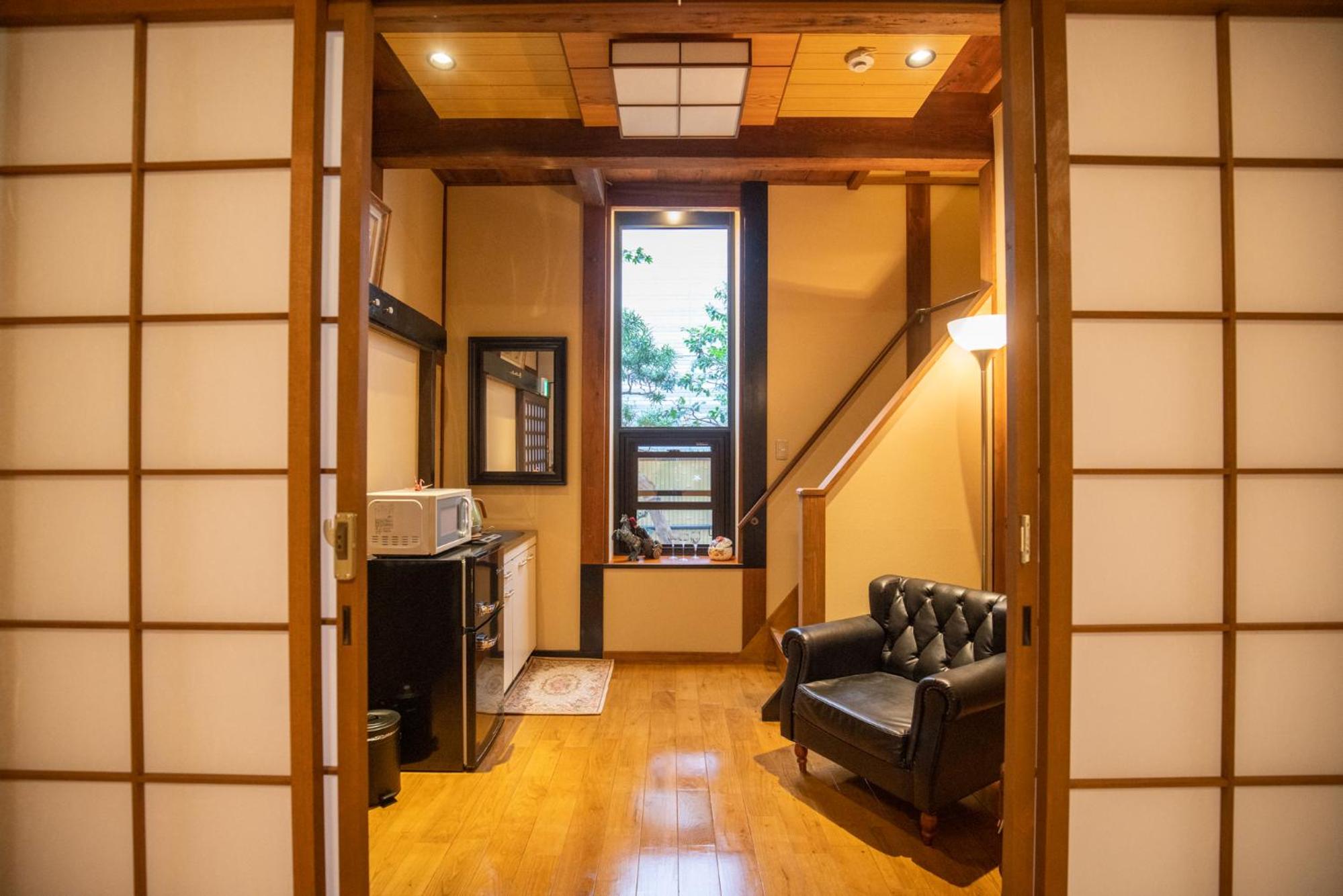 Akiko Fukuya Town Villa