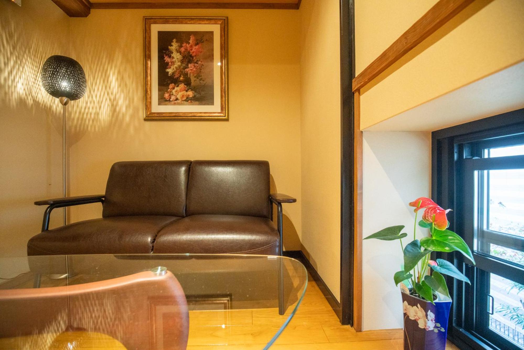 Akiko Fukuya Town Villa