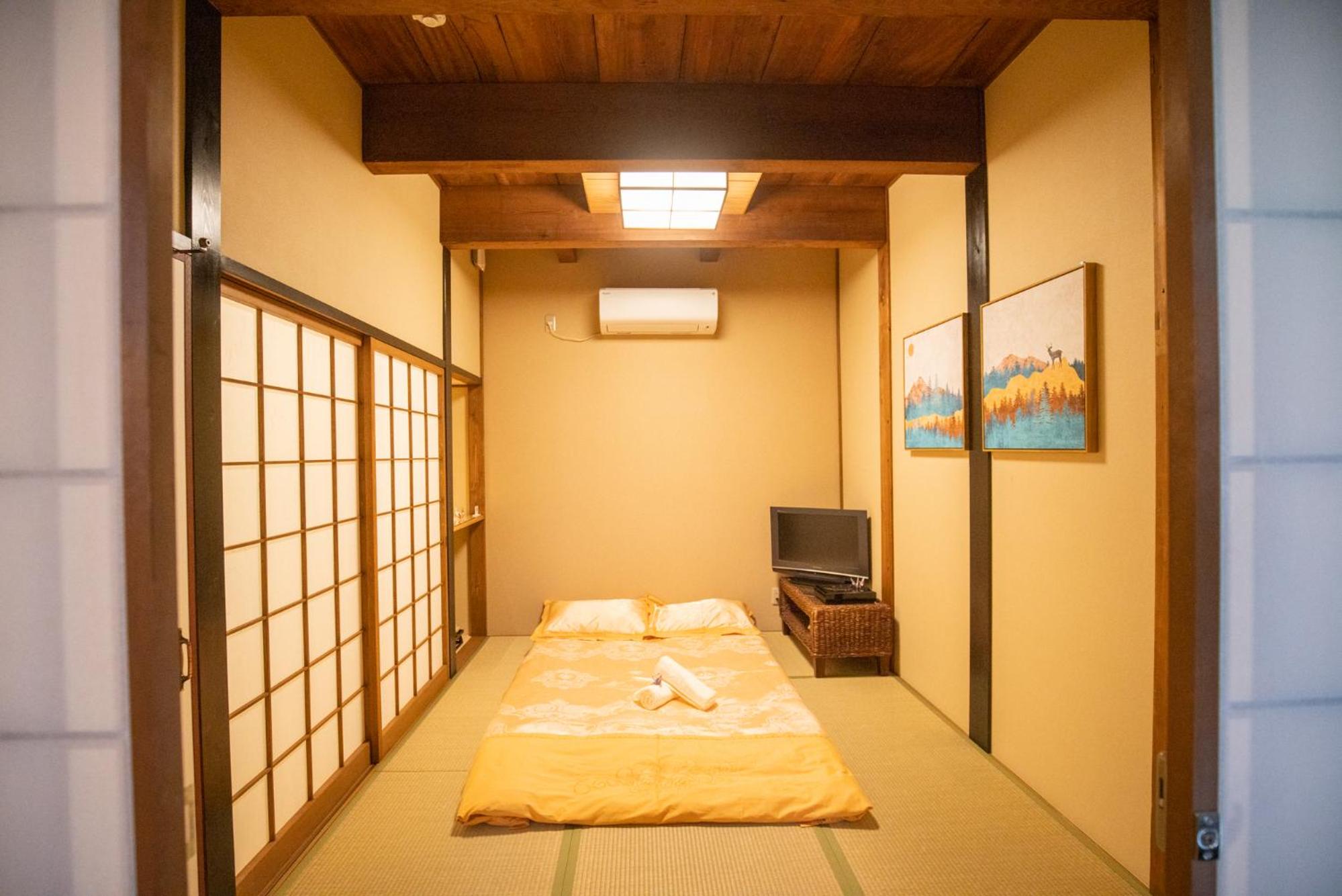 Akiko Fukuya Town Villa