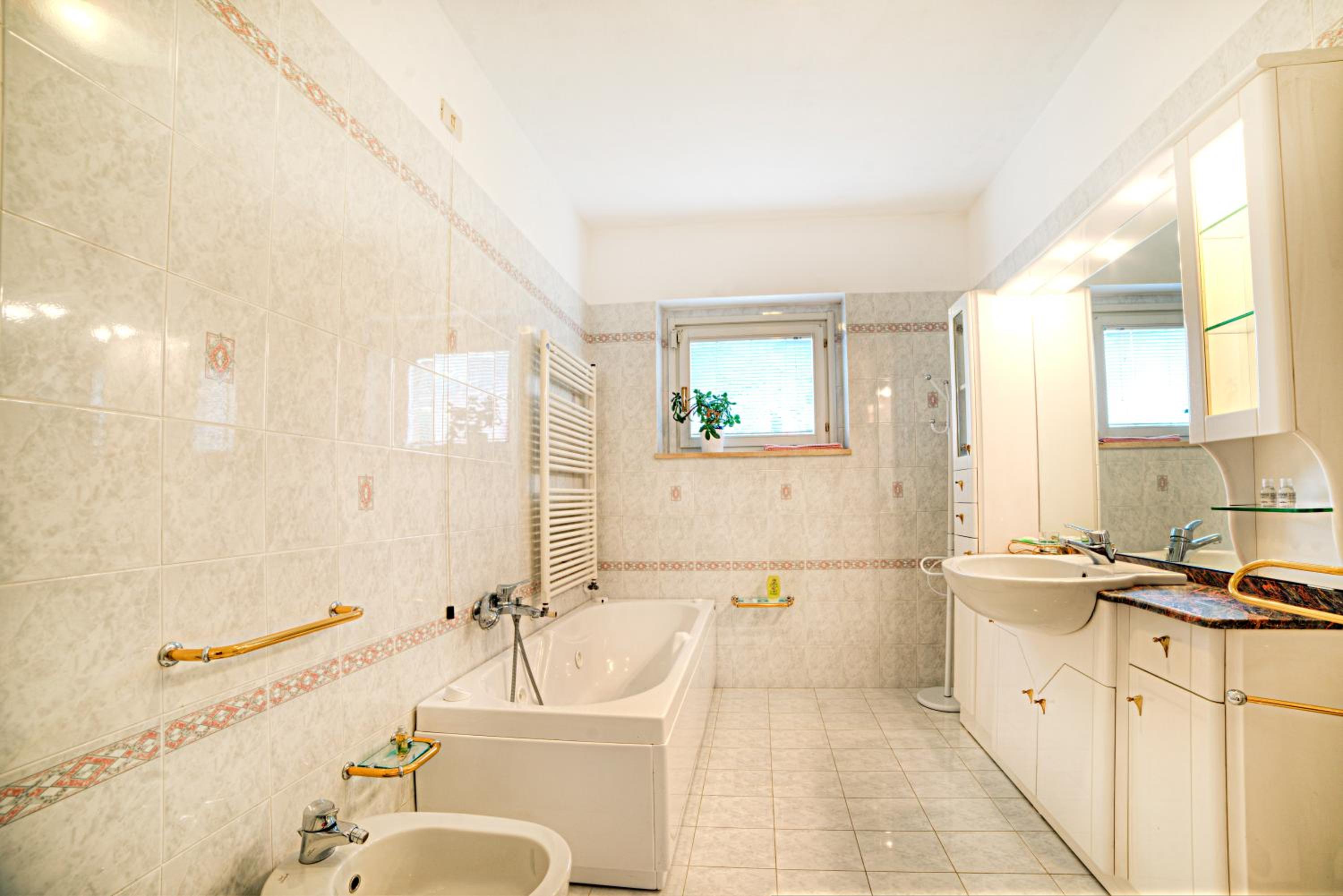 Roger's Apartment en Siena — bathroom