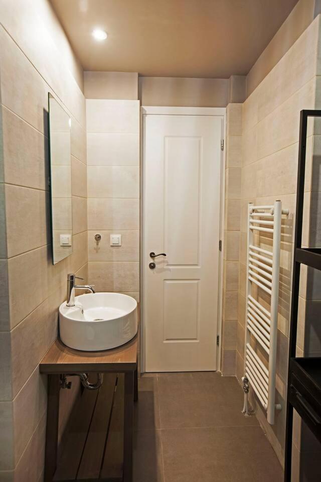 Pagrati Hilton location Bentzi Family Suite 5