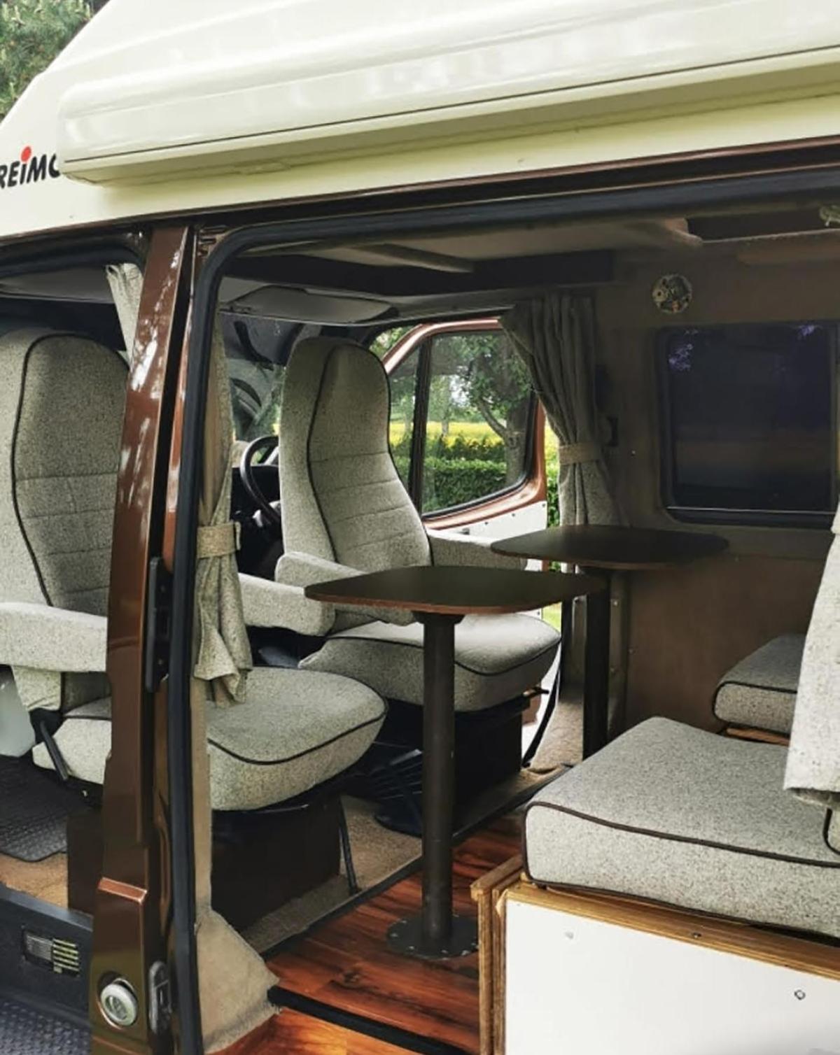 RETRO CAMPER HIRE LTD Campervan Hire Company