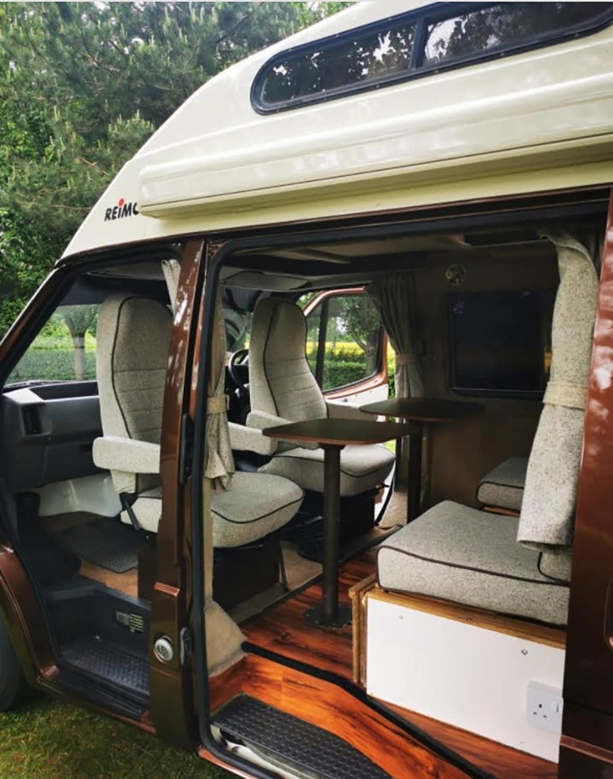 RETRO CAMPER HIRE LTD Campervan Hire Company