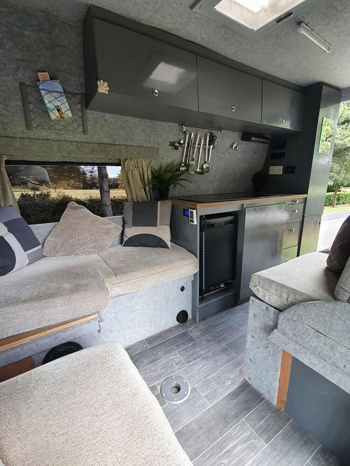 RETRO CAMPER HIRE LTD Campervan Hire Company