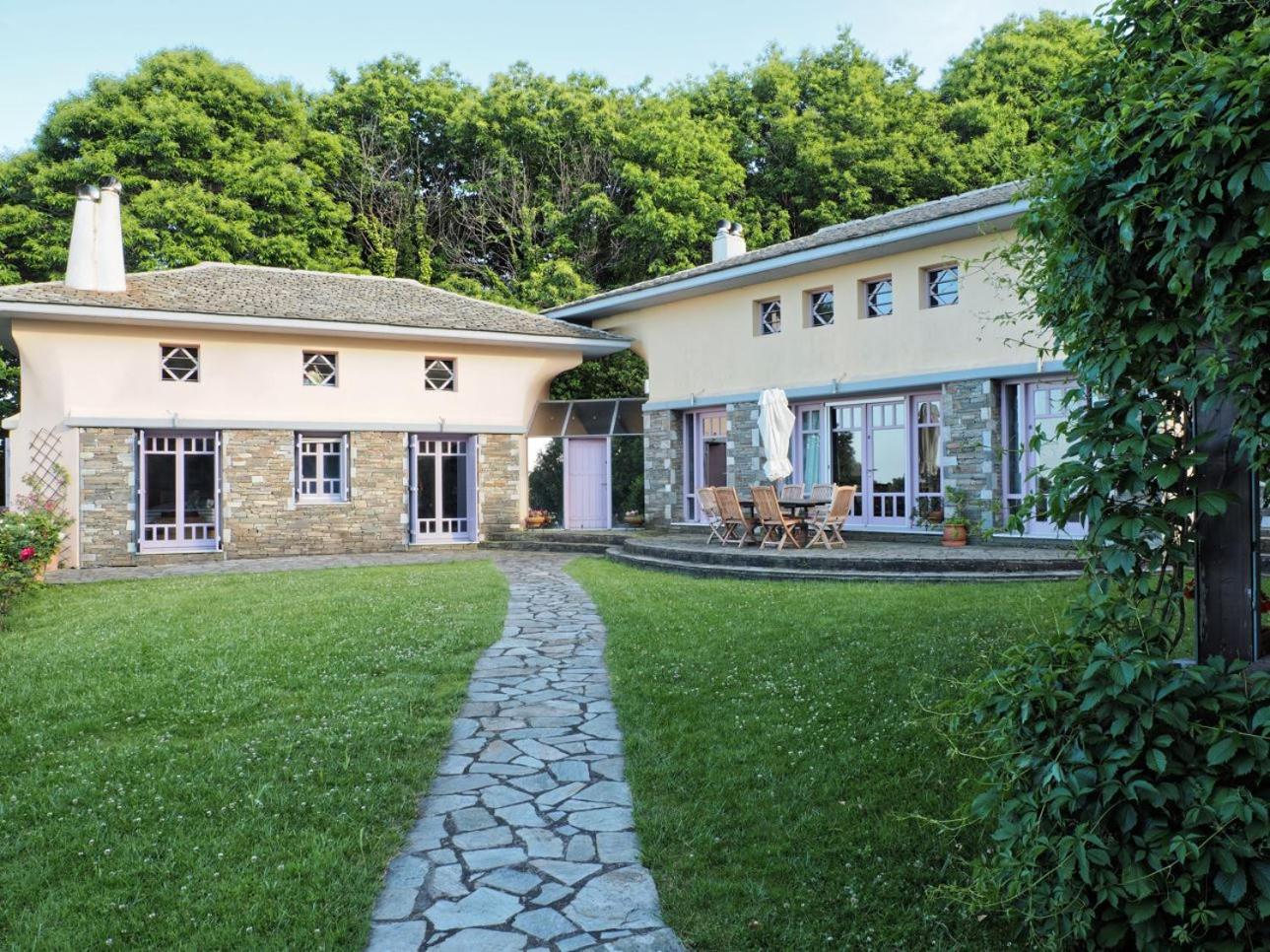 Tsagkarada Country Estate with Pool view 3