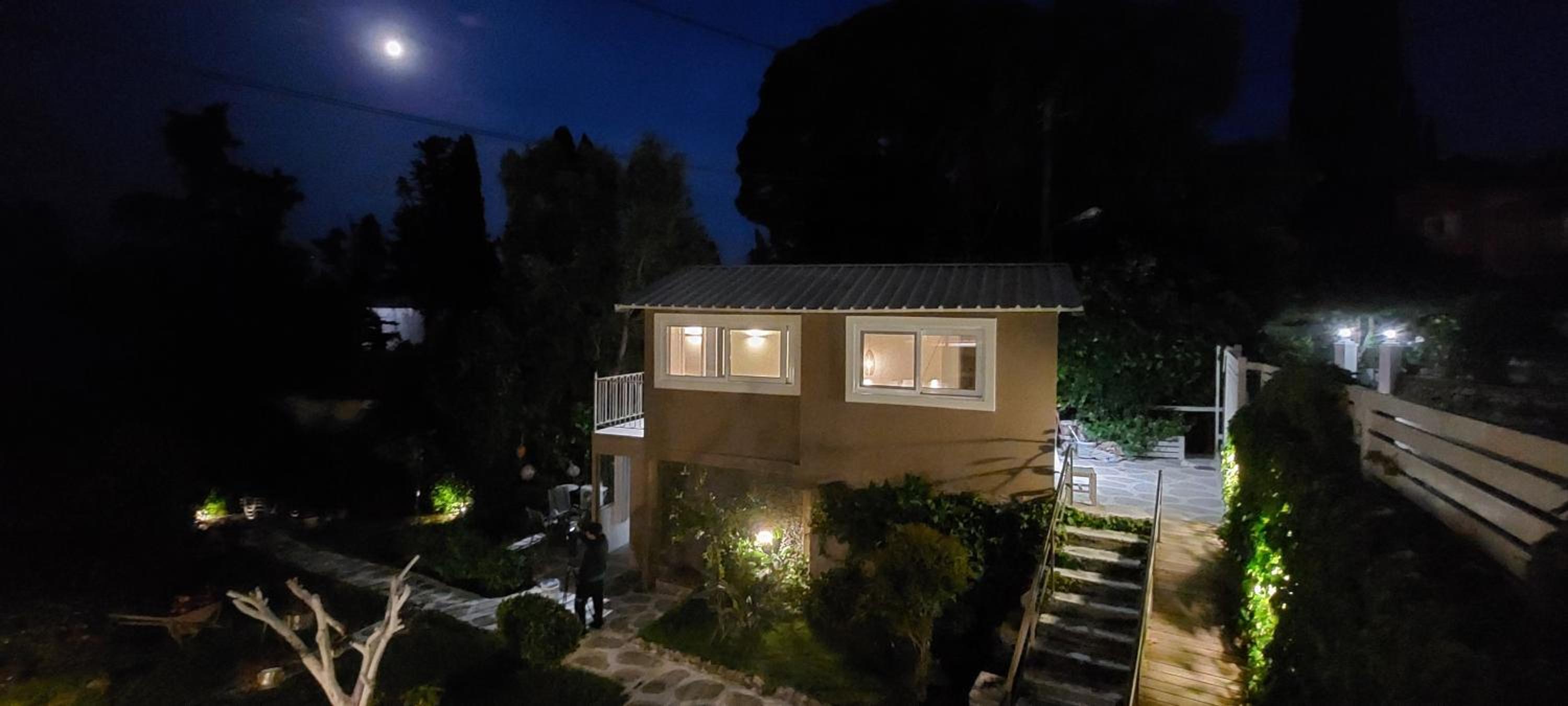 Photo 44