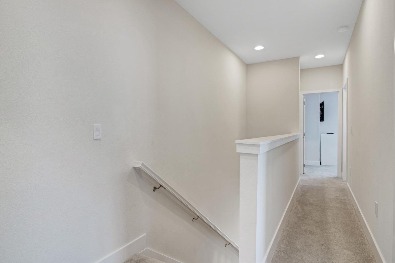 Modern Townhouse near Disney with Heated Pool