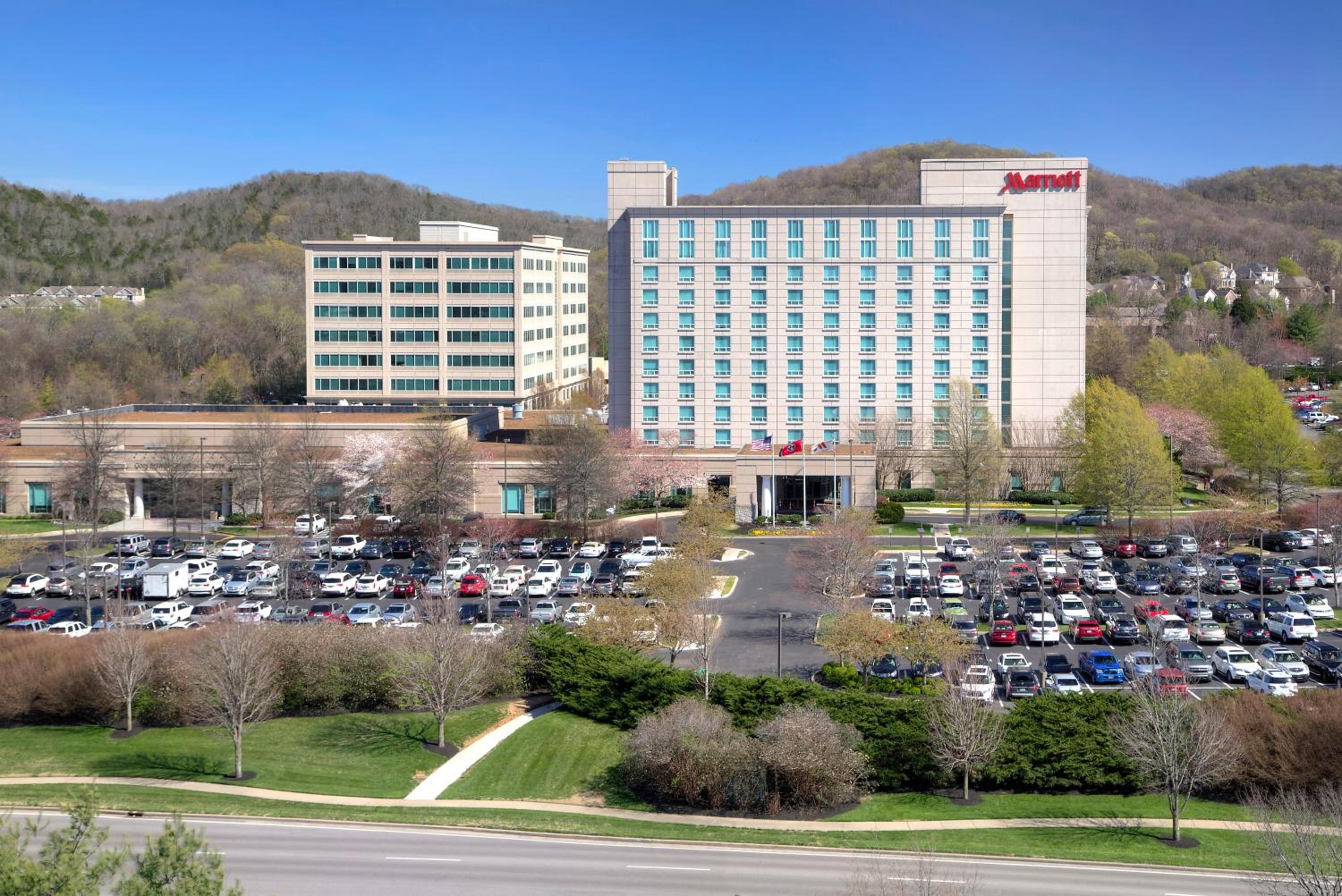 Hotel Franklin Marriott Cool Springs - Image 1