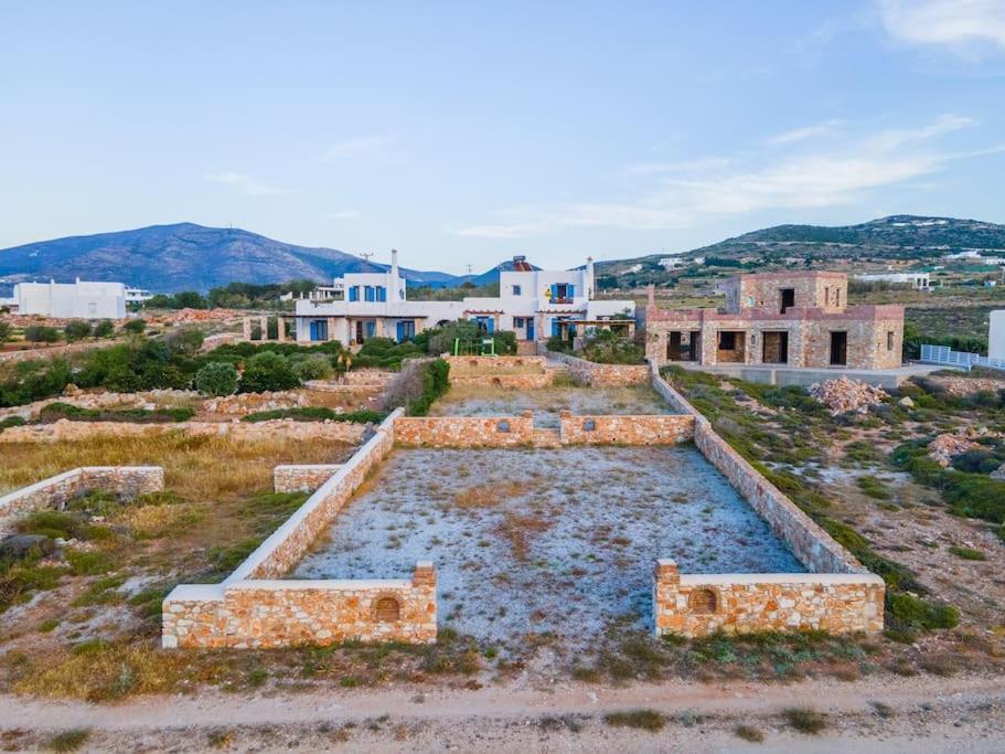Villa Ioanna for 10 - AllParos Villas view 3