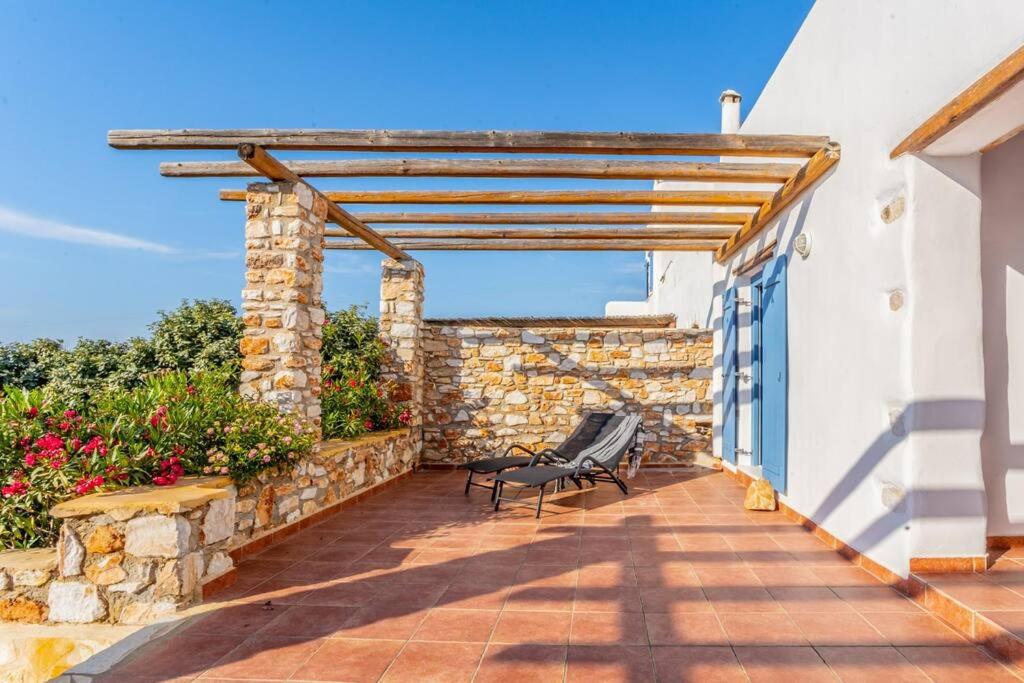 Villa Ioanna for 10 - AllParos Villas view 5