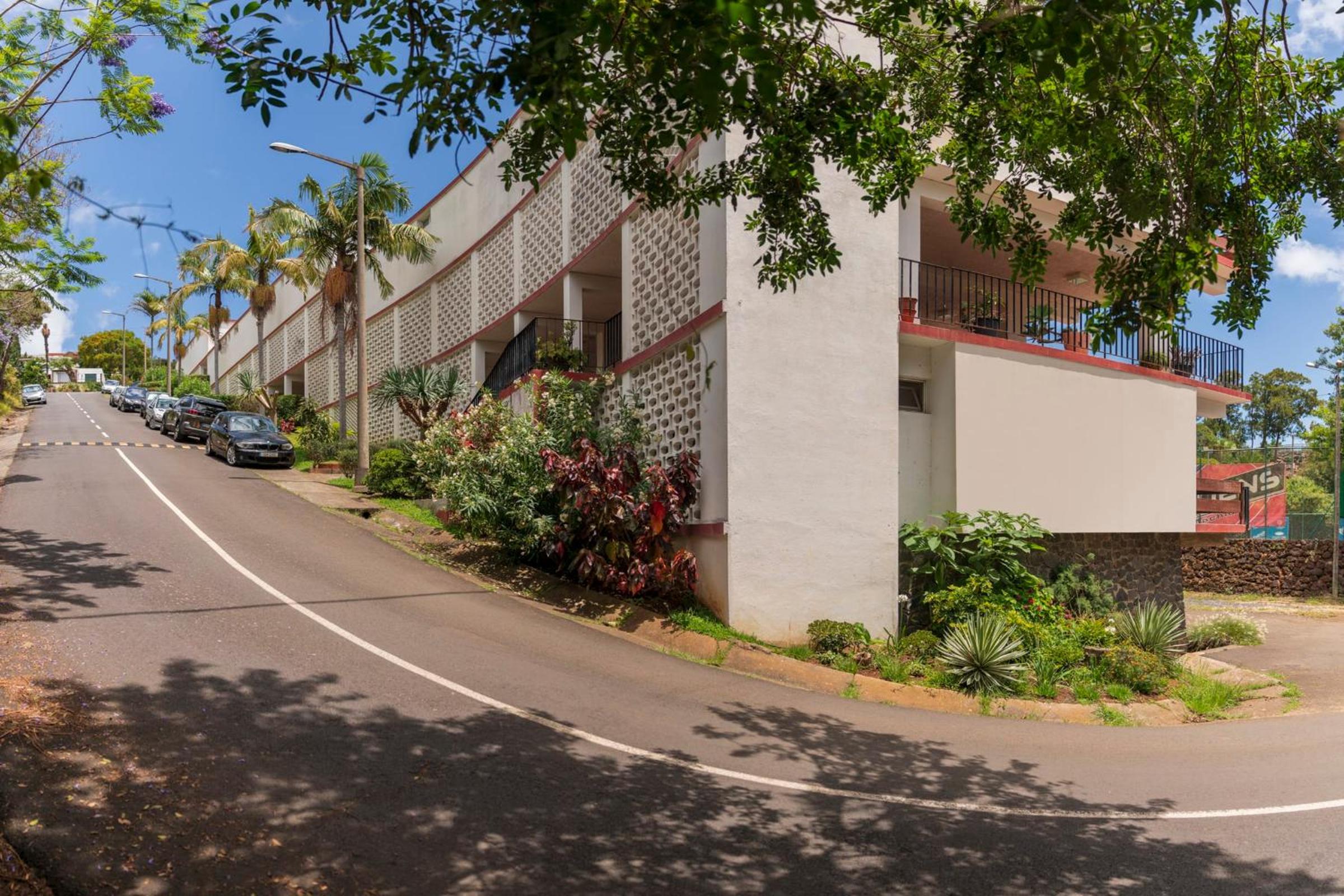 Hotel Matur I by An Island Apart - Image 1