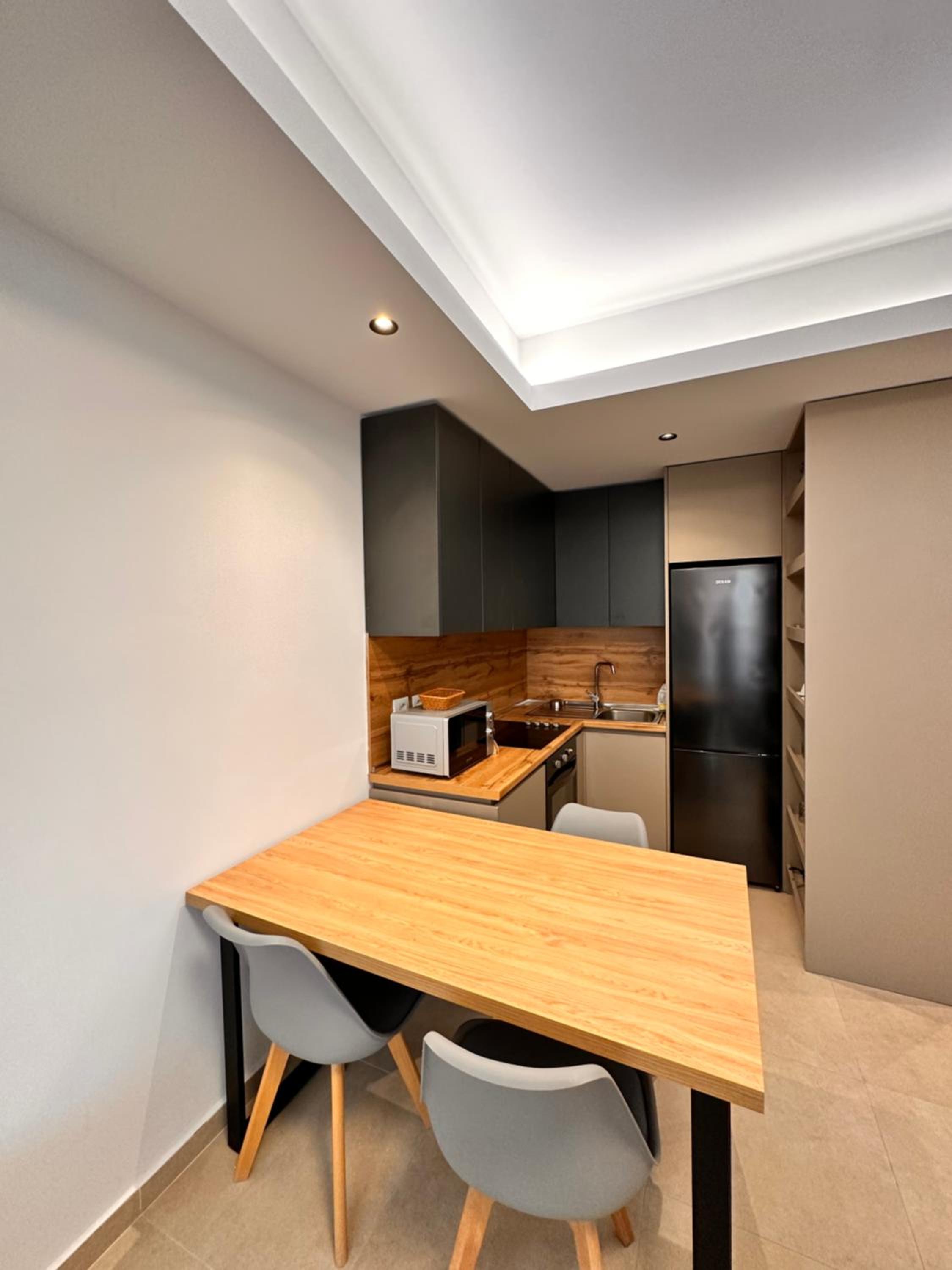 ERG APARTMENTS