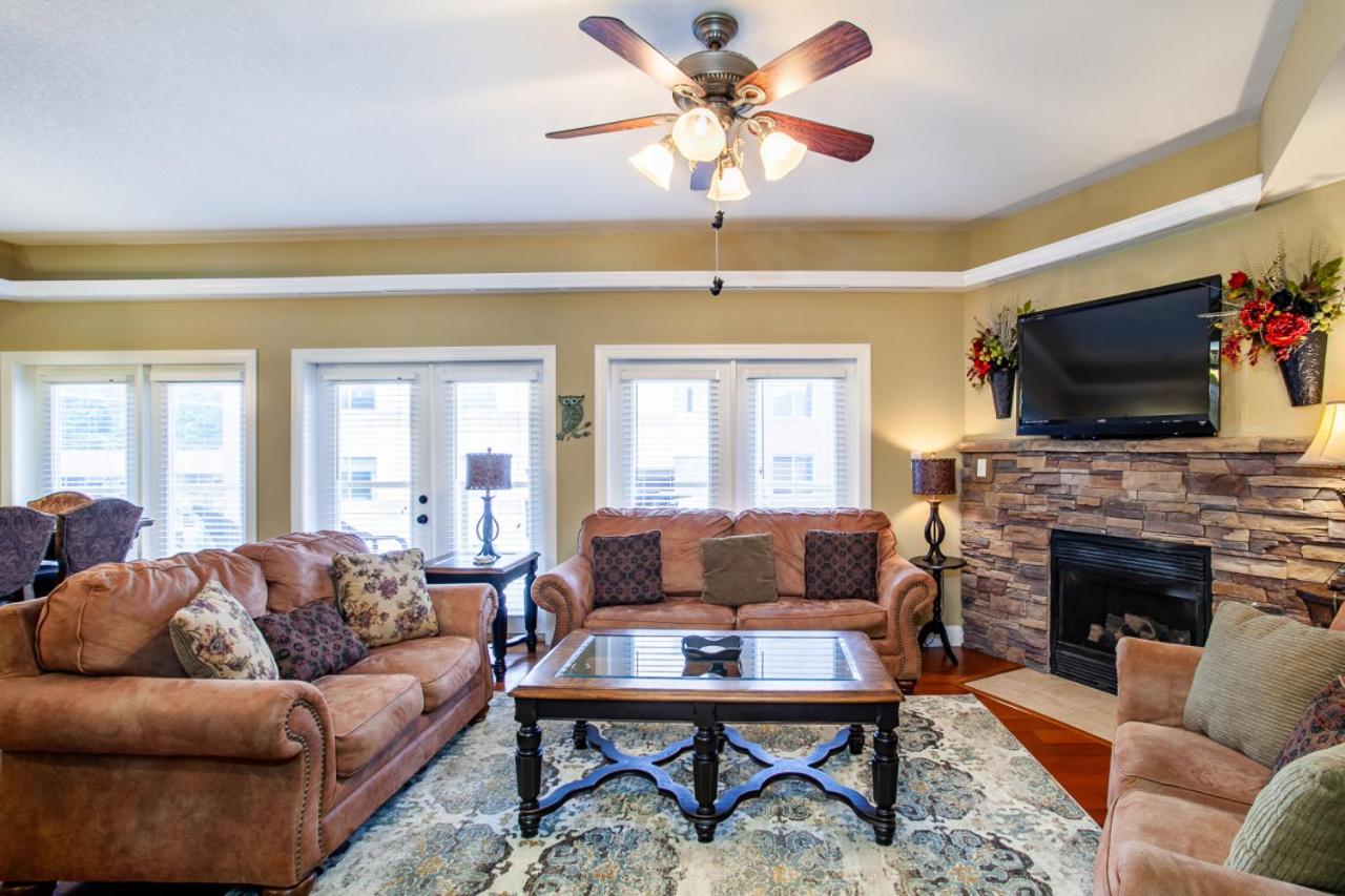 Convenient Gatlinburg Condo view 3