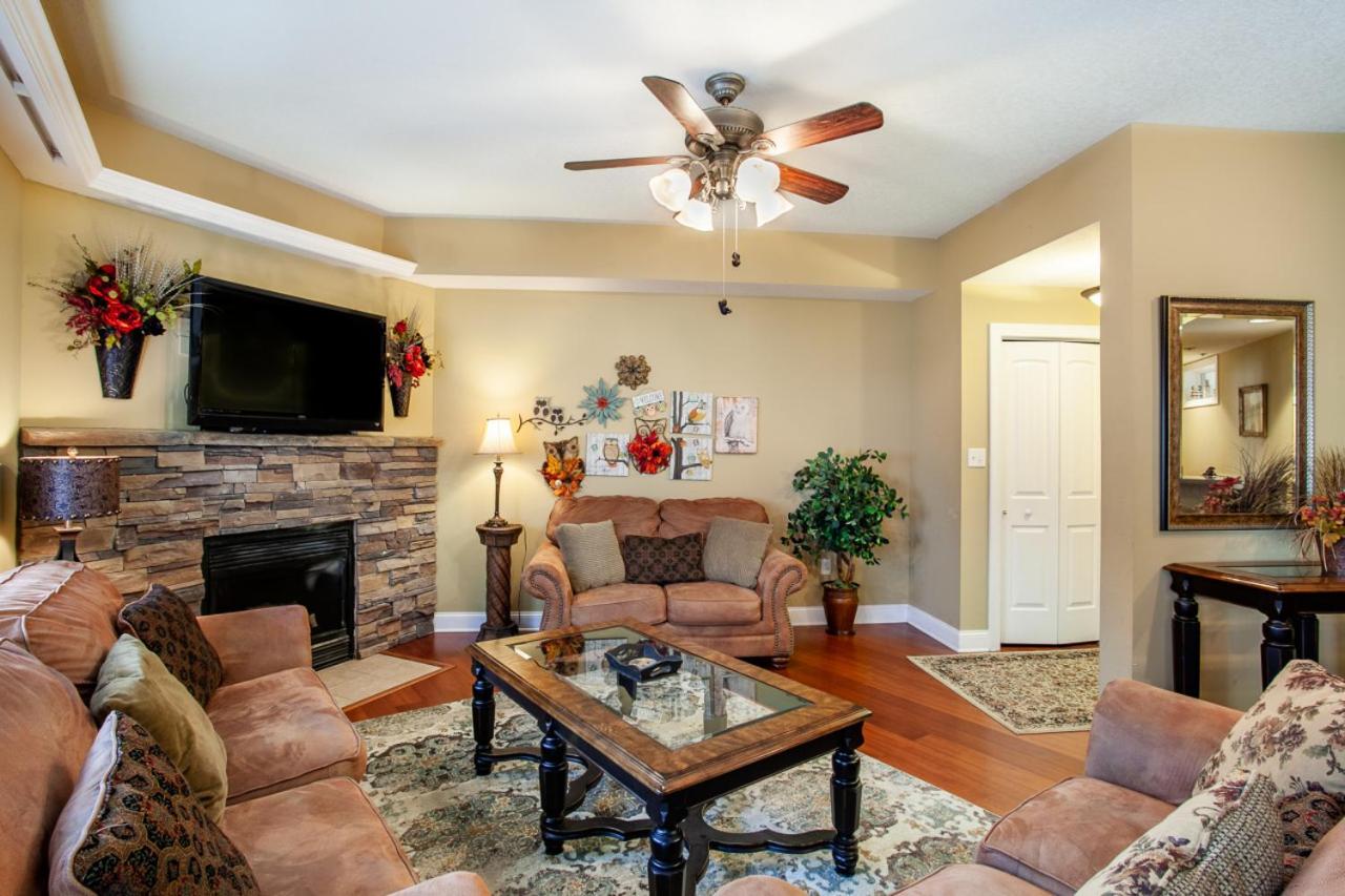Convenient Gatlinburg Condo view 4