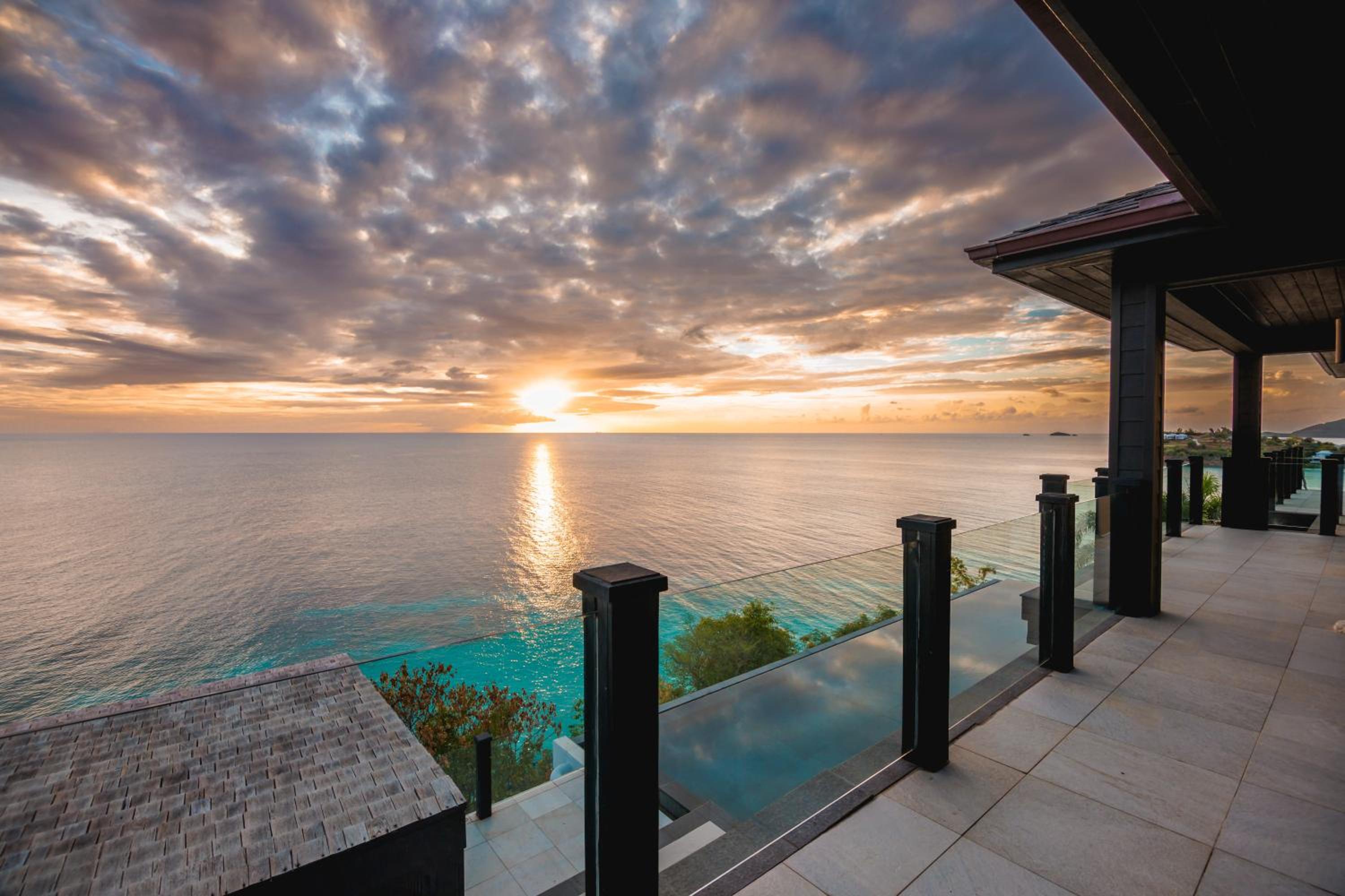 Tamarind Hills Resort & Villas