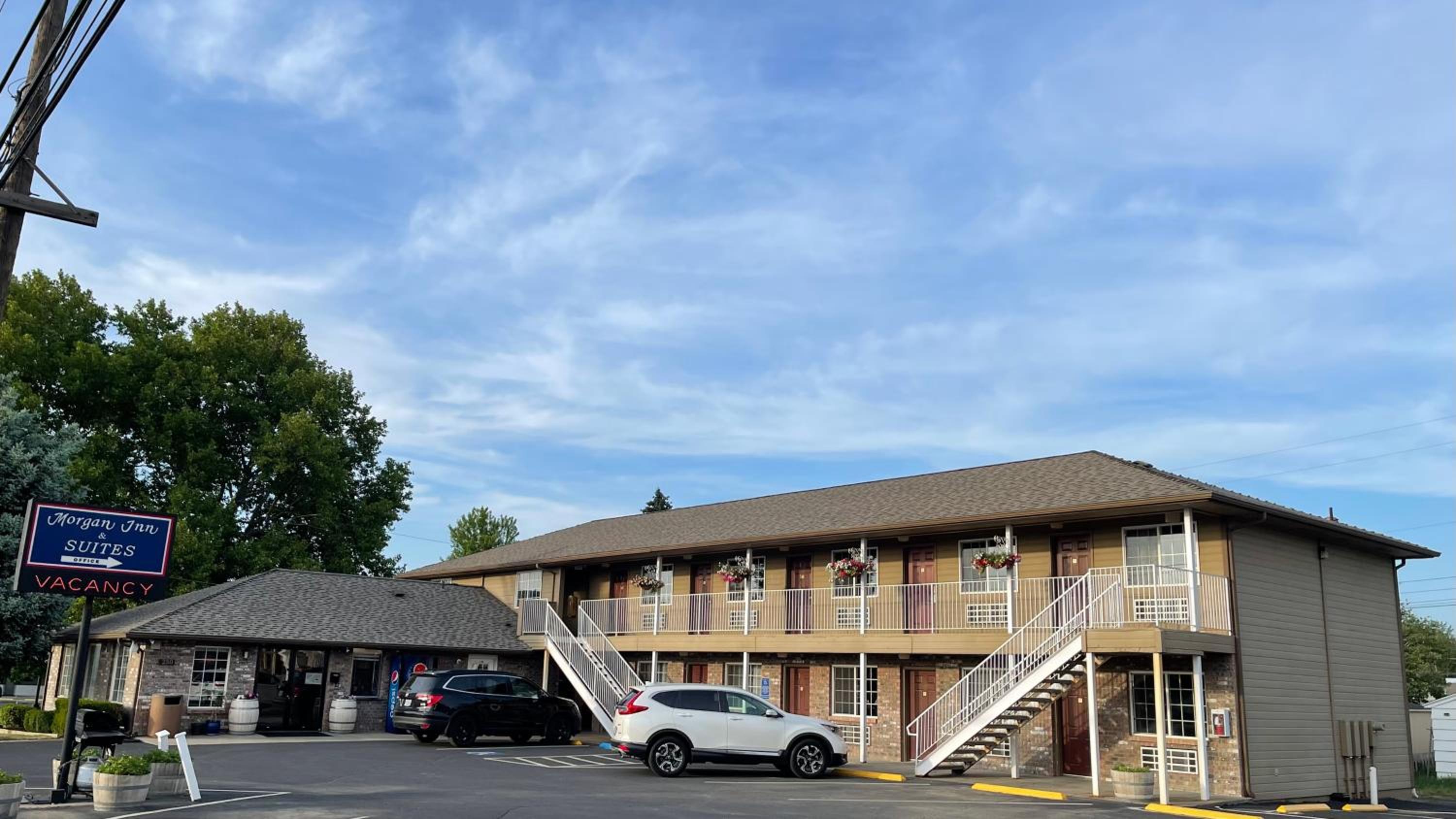 Walla Walla Vacations - Morgan Inn and Suites Walla Walla - Property Image 1