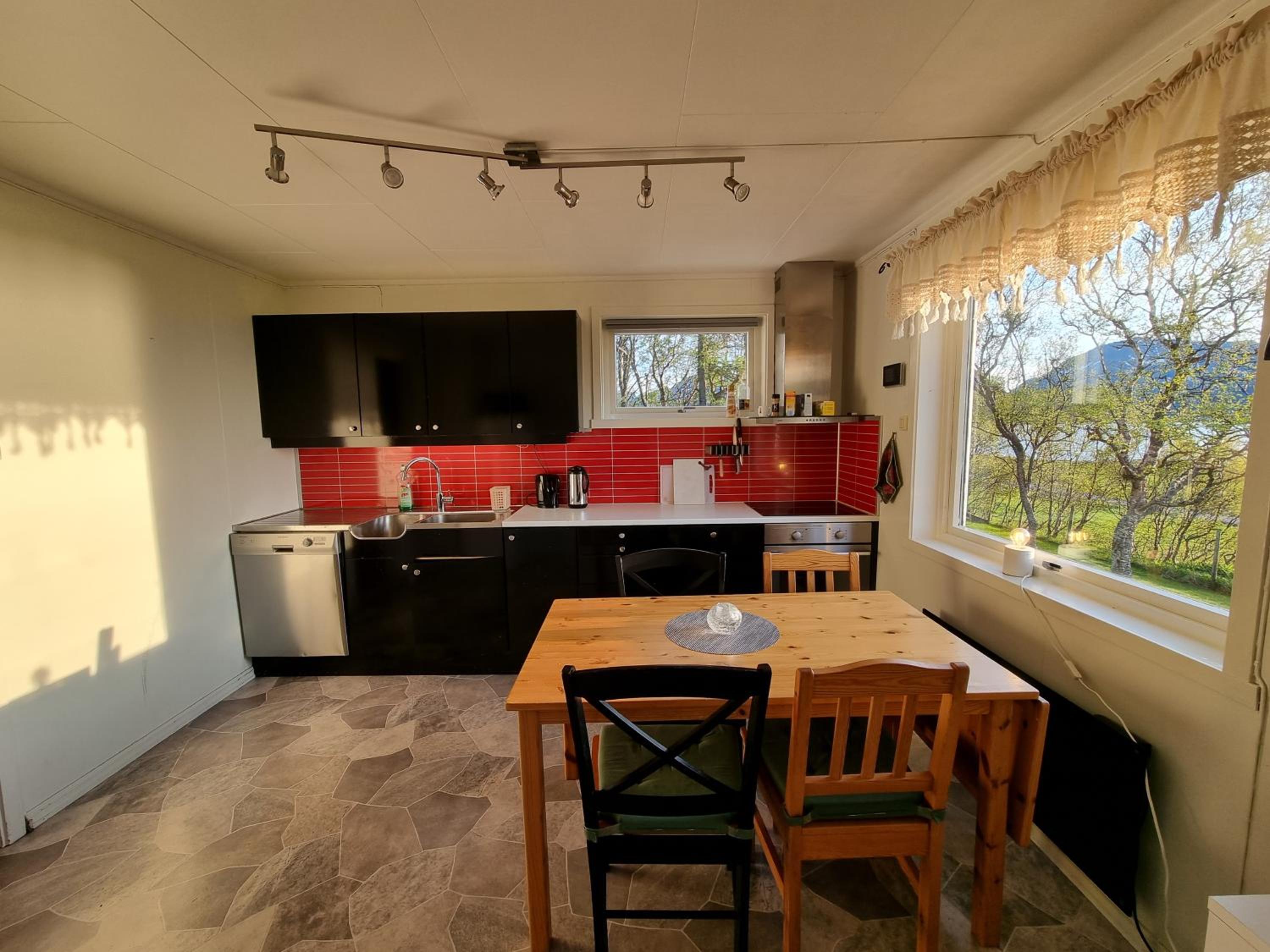Nappstraumen Seaview holiday home view 3