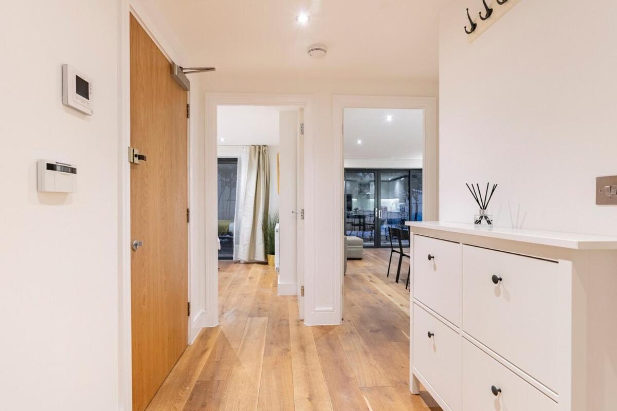 Hermitage Road Apartment By Morethanstays