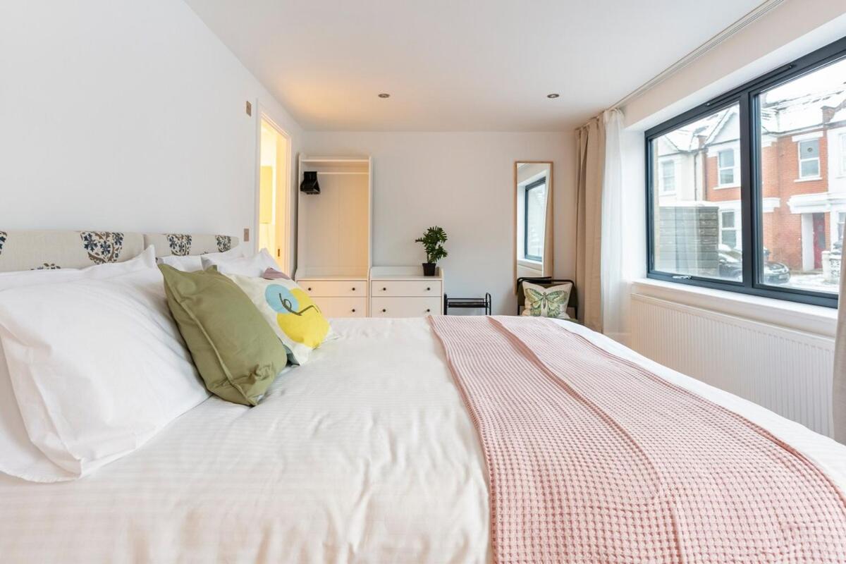 Hermitage Road Apartment By Morethanstays