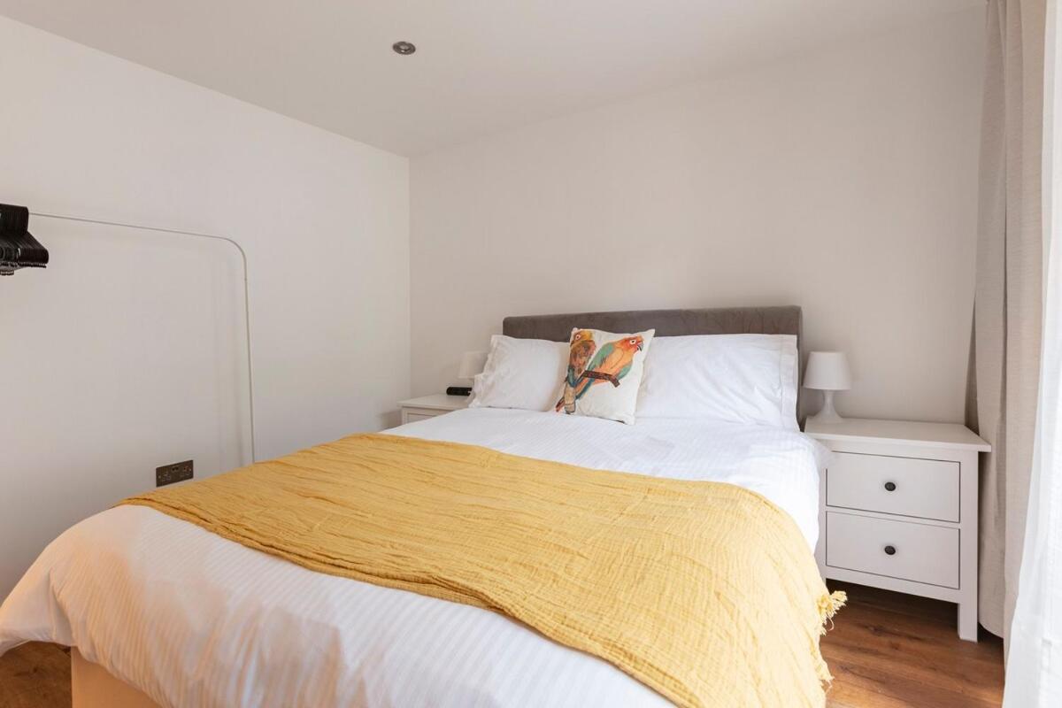 Hermitage Road Apartment By Morethanstays
