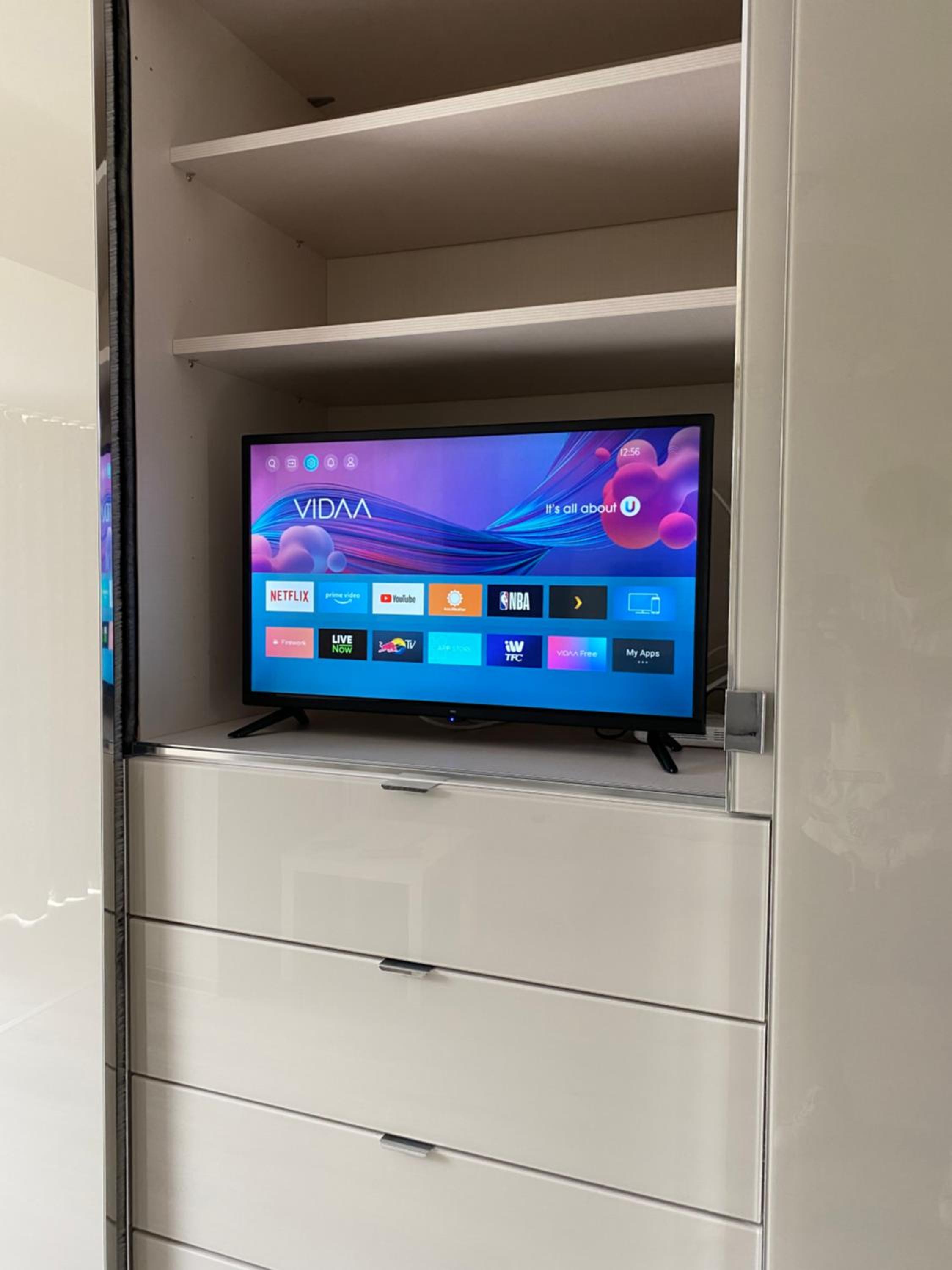 Downtown Studio - Ultra Central with Park View view 5