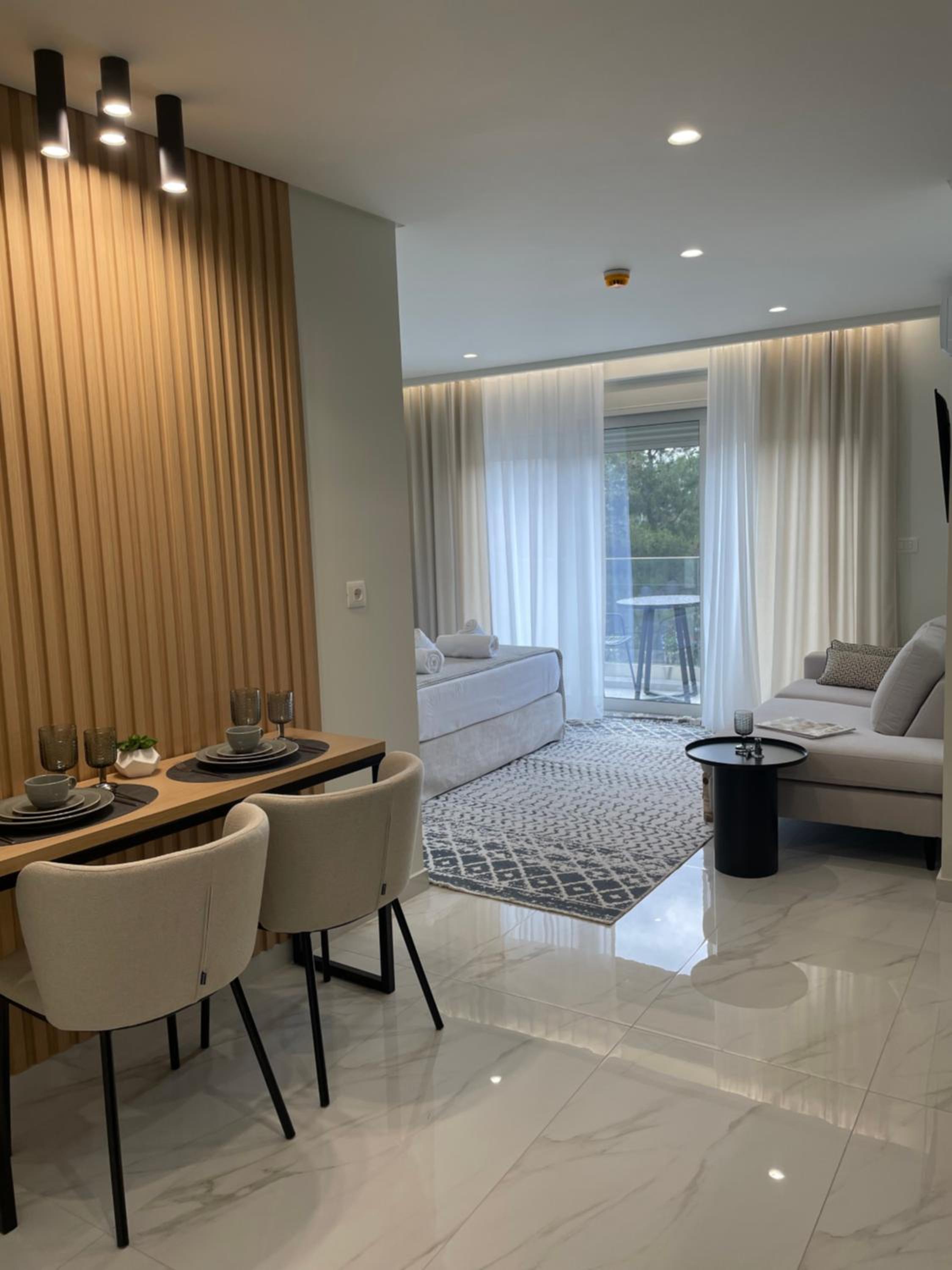 URBAN SUITES ATHENS
