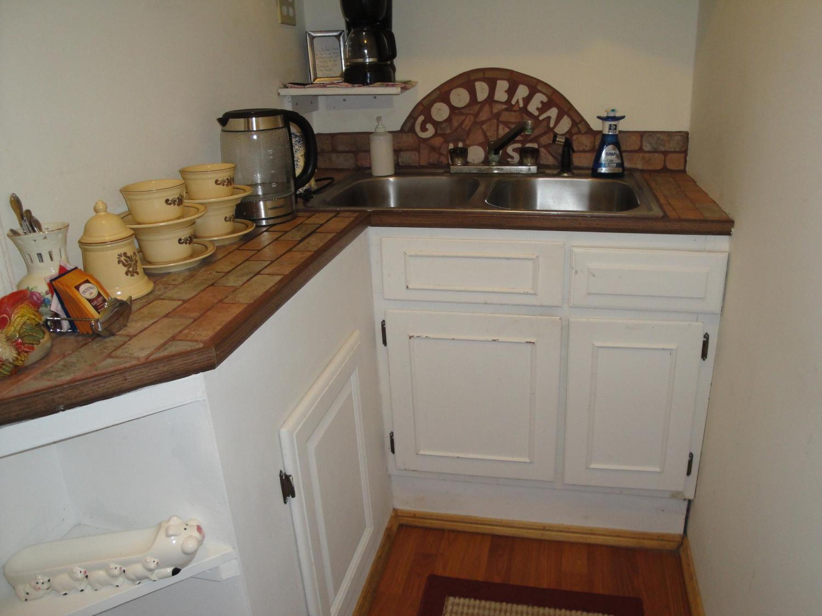 Goodbread House Bed & Breakfast Inn