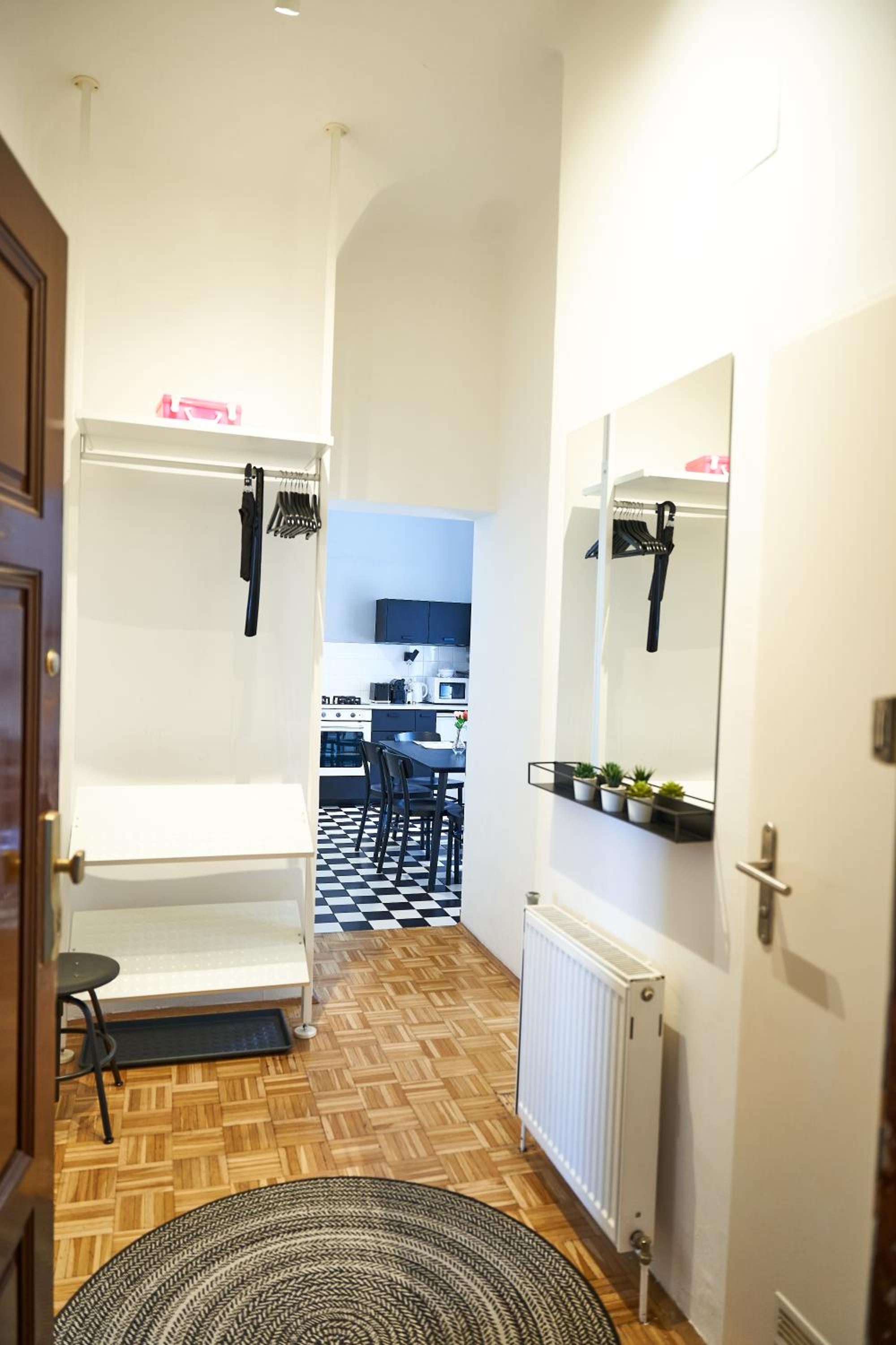 Fancy Home For 5 With Self-Check-In At Spittelberg