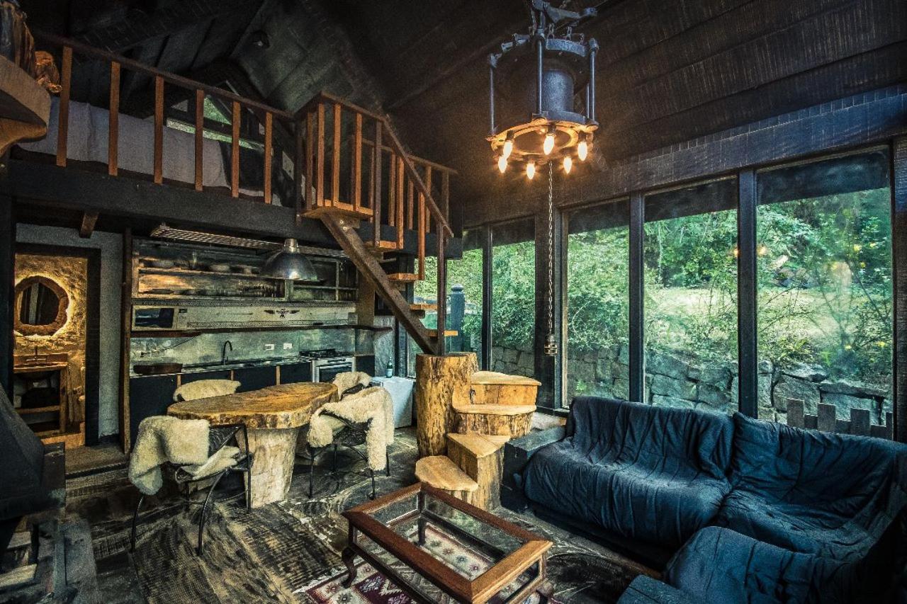 Art Lodge
