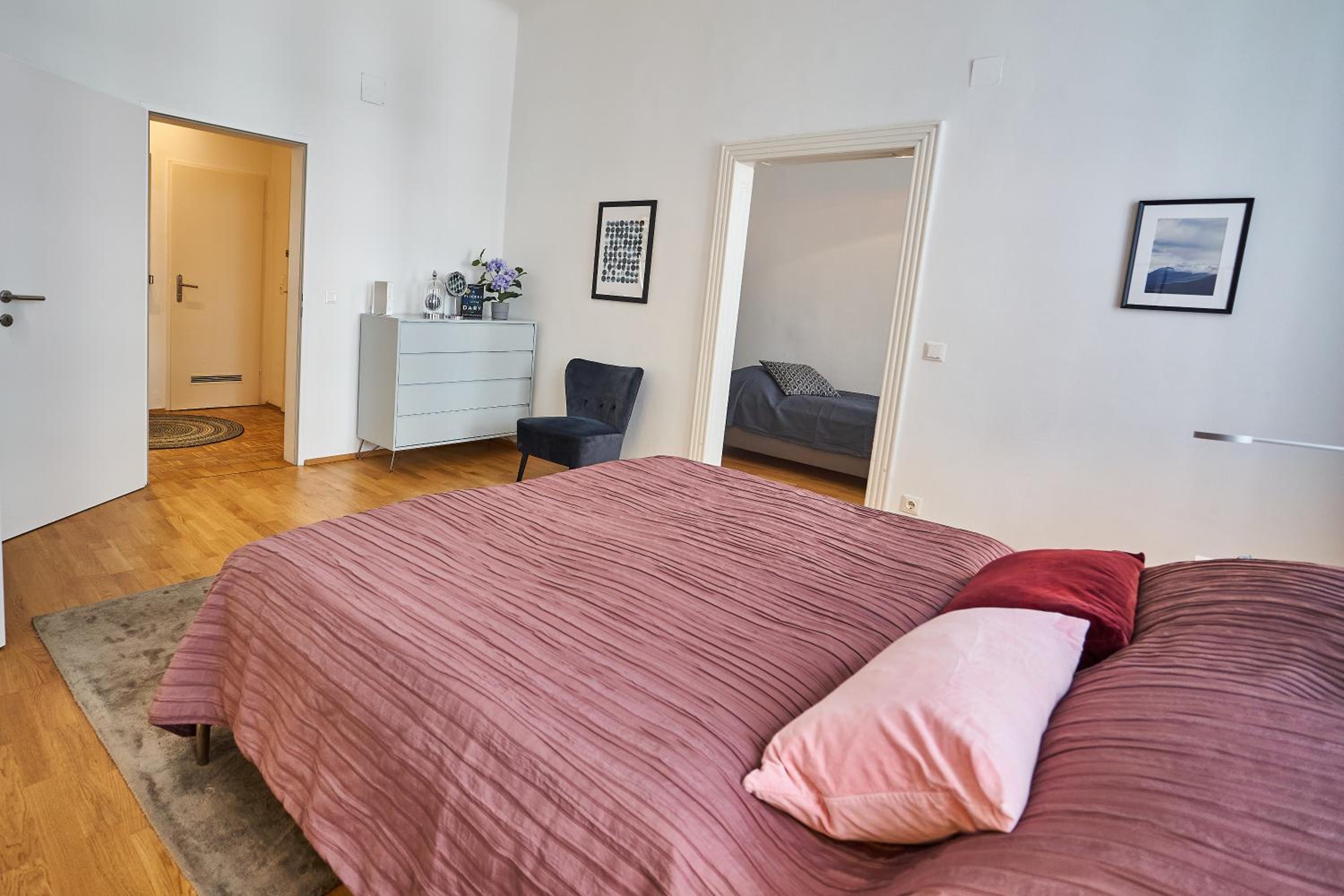Fancy Home For 5 With Self-Check-In At Spittelberg
