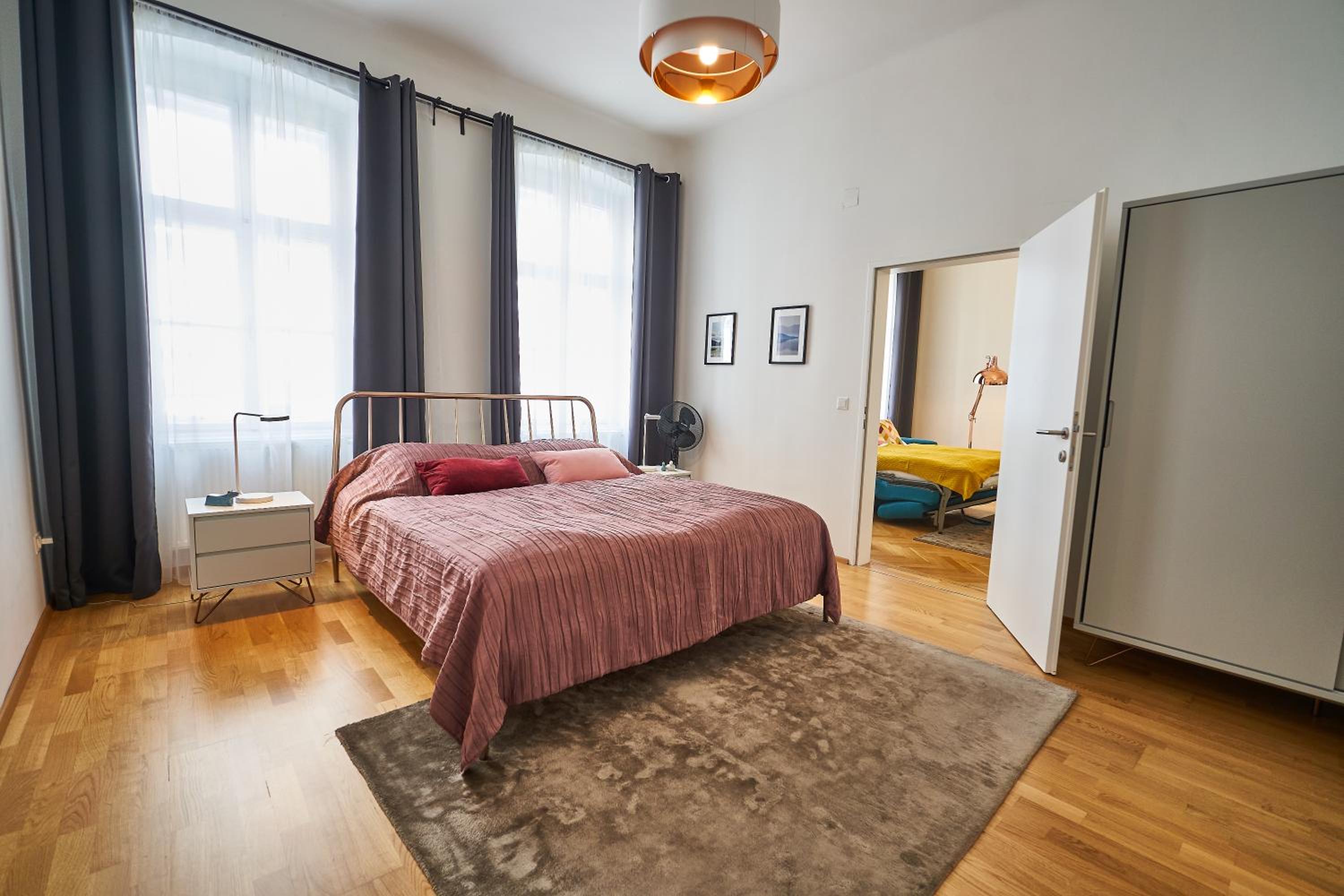 Fancy Home For 5 With Self-Check-In At Spittelberg