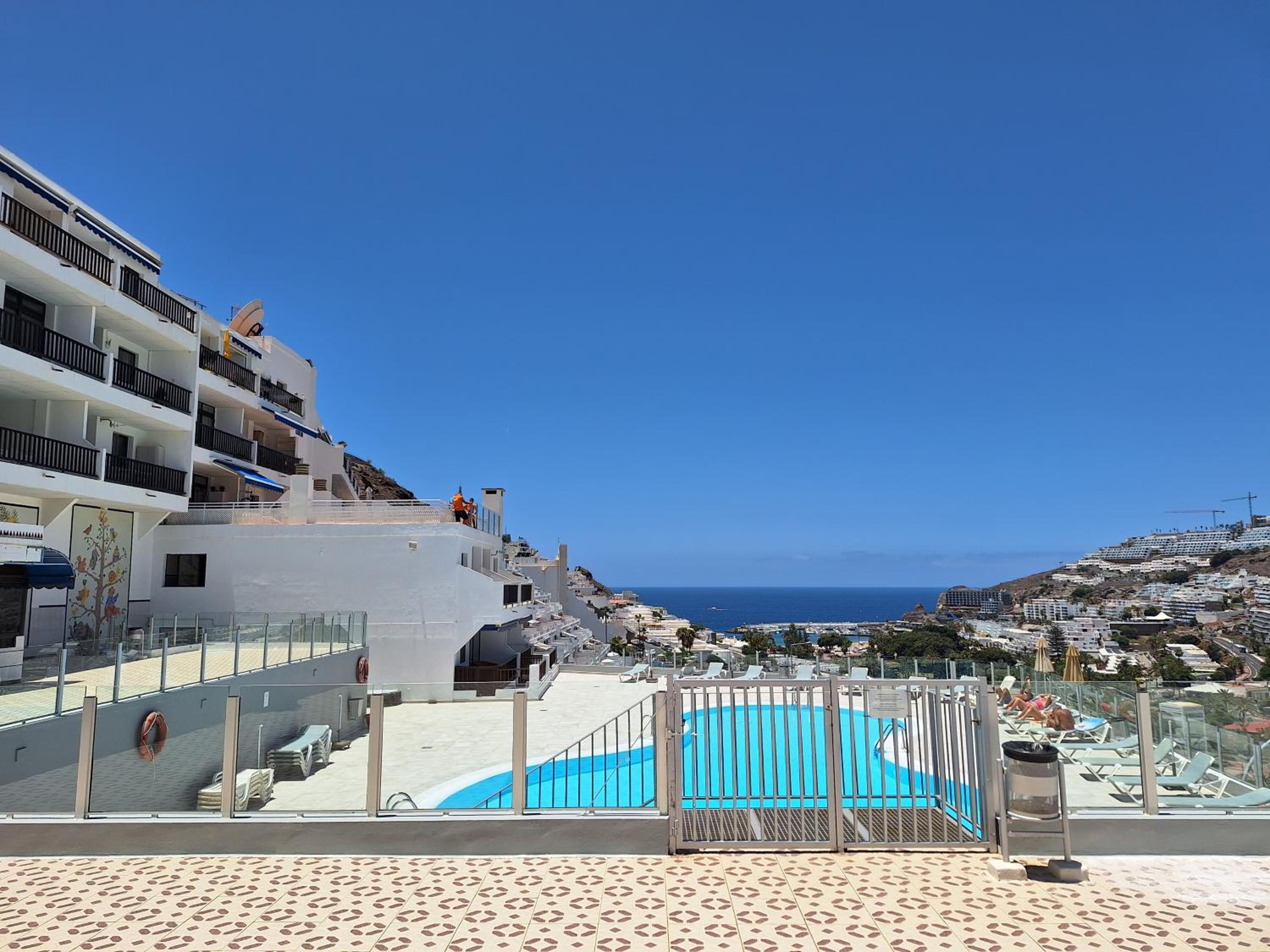 Solaris - Refurbished, Top Floor, Sea Views view 4