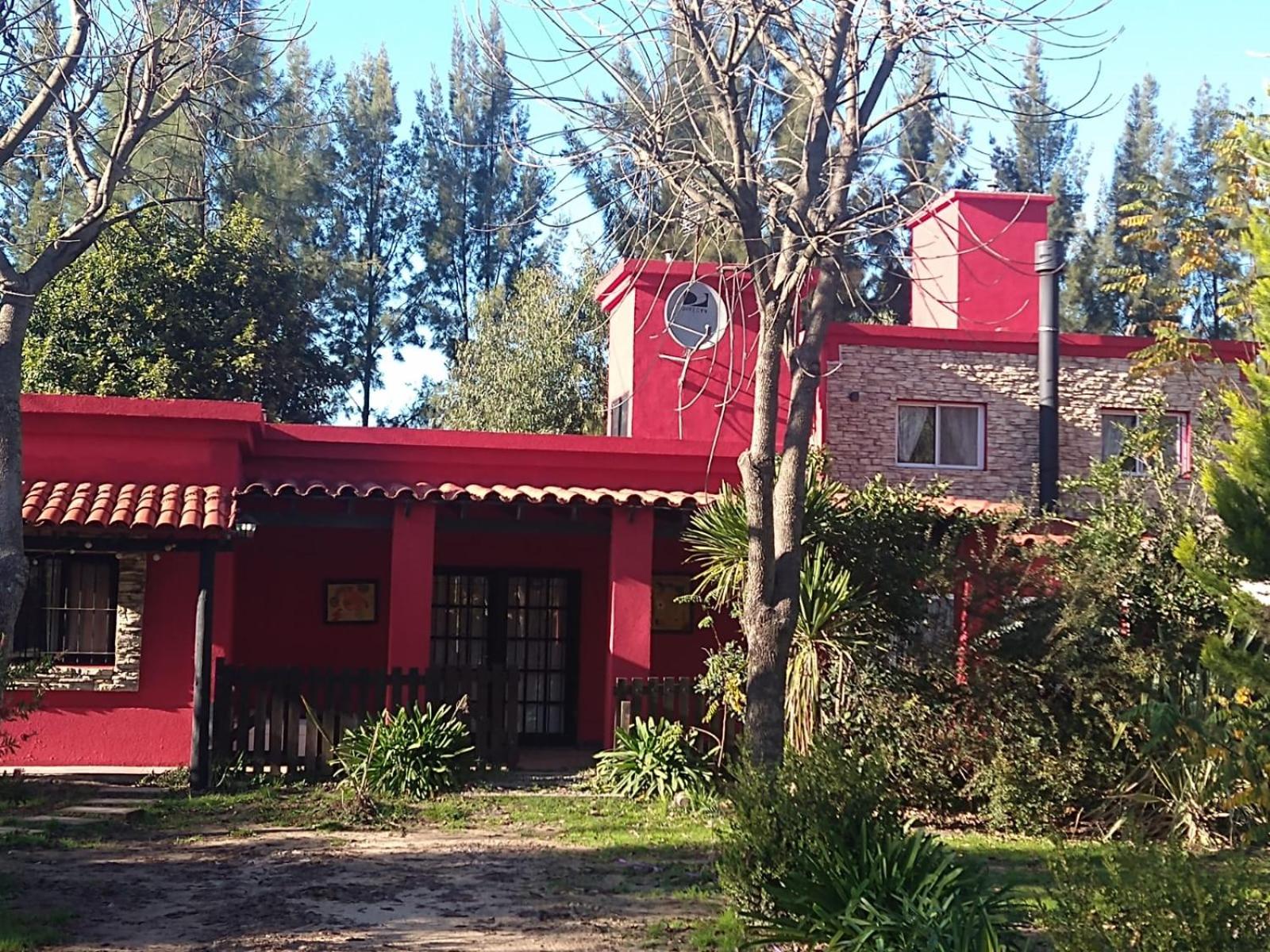 Hotel y Casa de Campo Oasis Campero - Ezeiza Aeropuerto -San Vicente