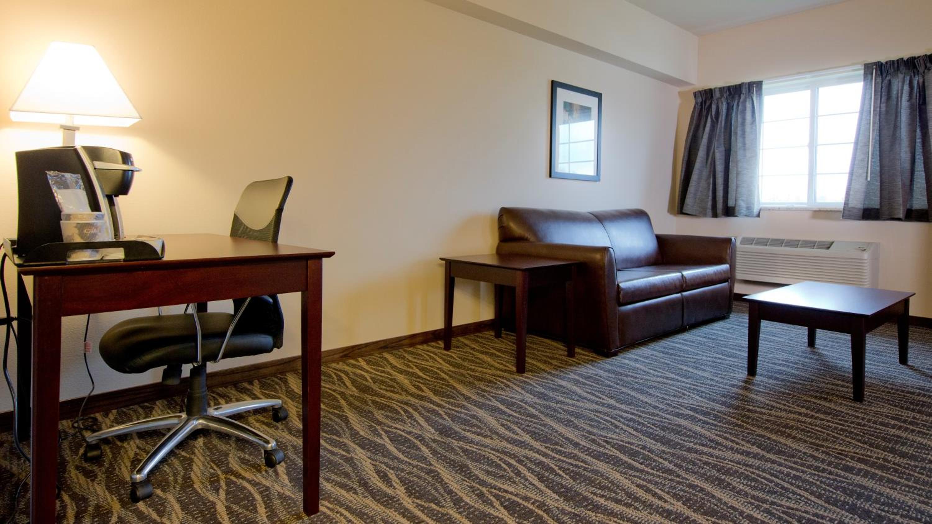 Cobblestone Inn & Suites - Boone